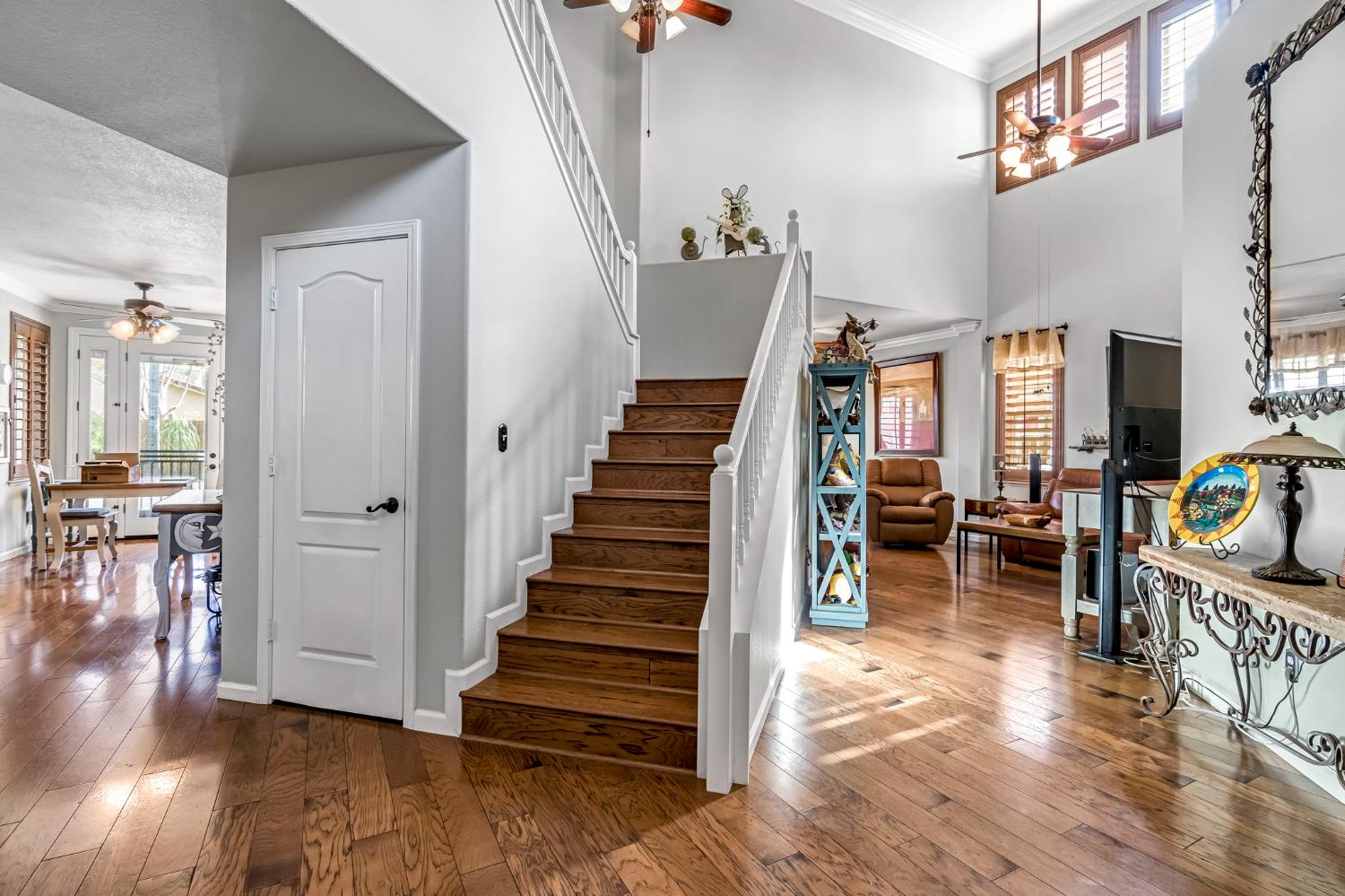 8340 N Shallot Way, Fresno, CA 93720