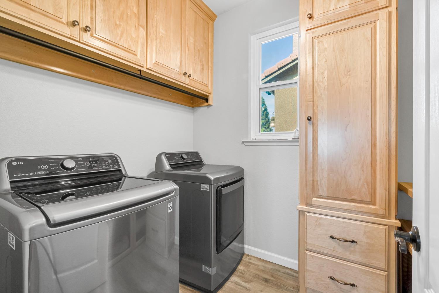 8340 N Shallot Way, Fresno, CA 93720