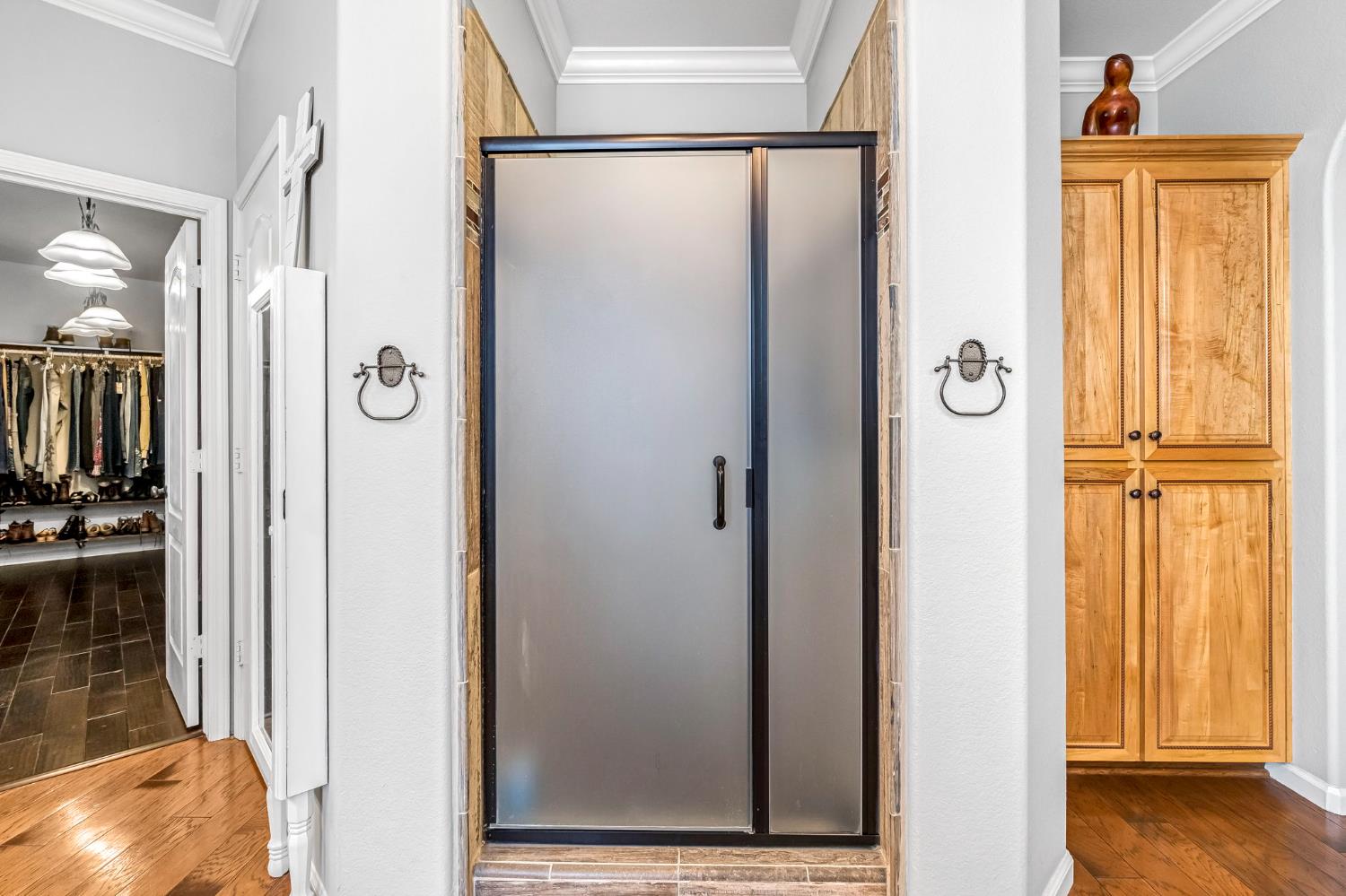 8340 N Shallot Way, Fresno, CA 93720