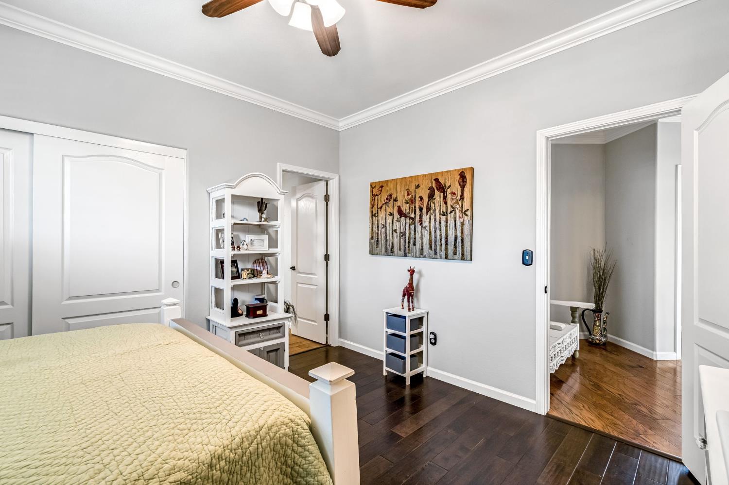 8340 N Shallot Way, Fresno, CA 93720