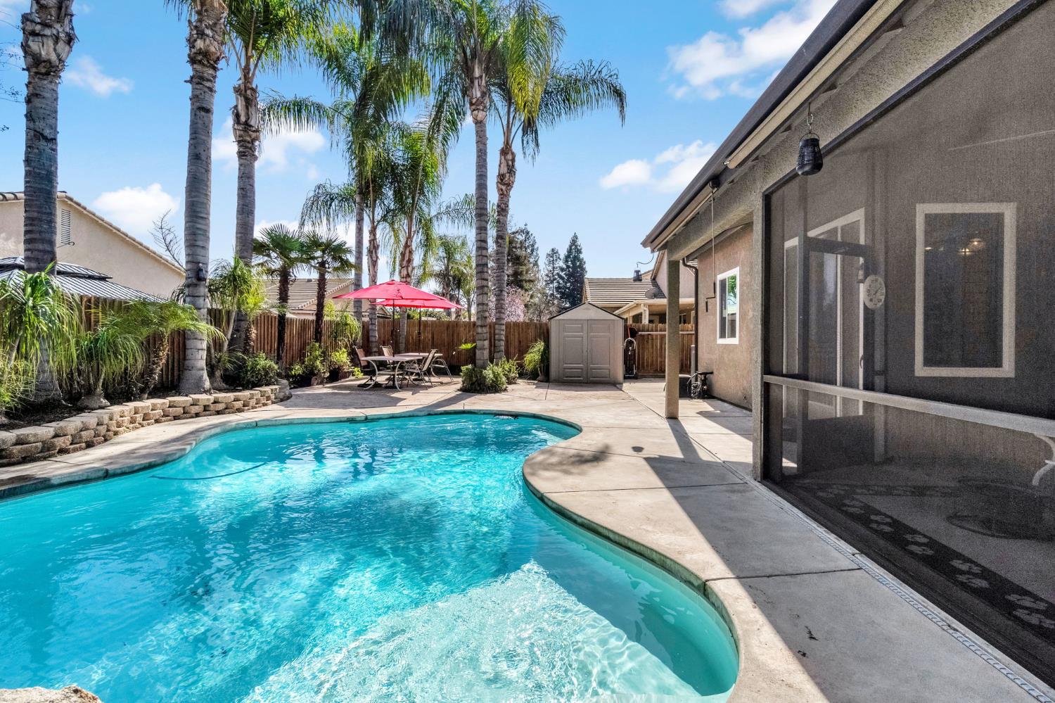 8340 N Shallot Way, Fresno, CA 93720