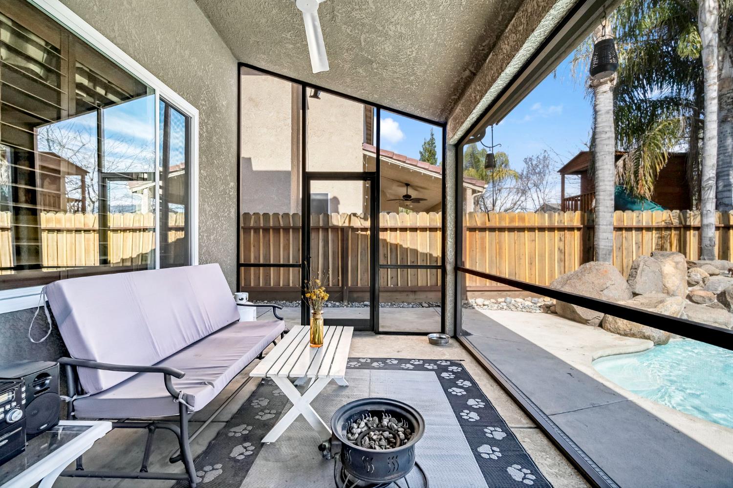 8340 N Shallot Way, Fresno, CA 93720