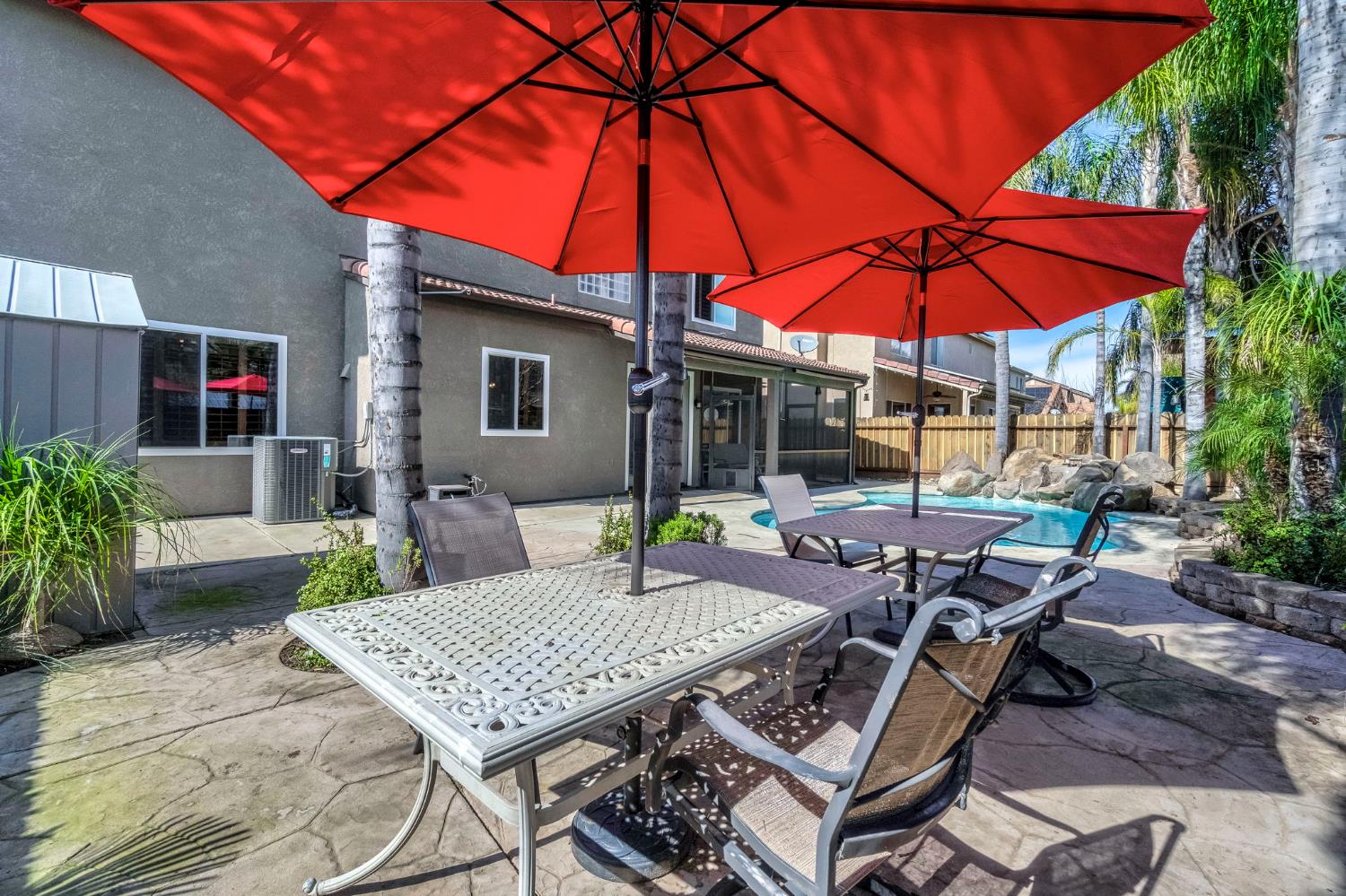 8340 N Shallot Way, Fresno, CA 93720