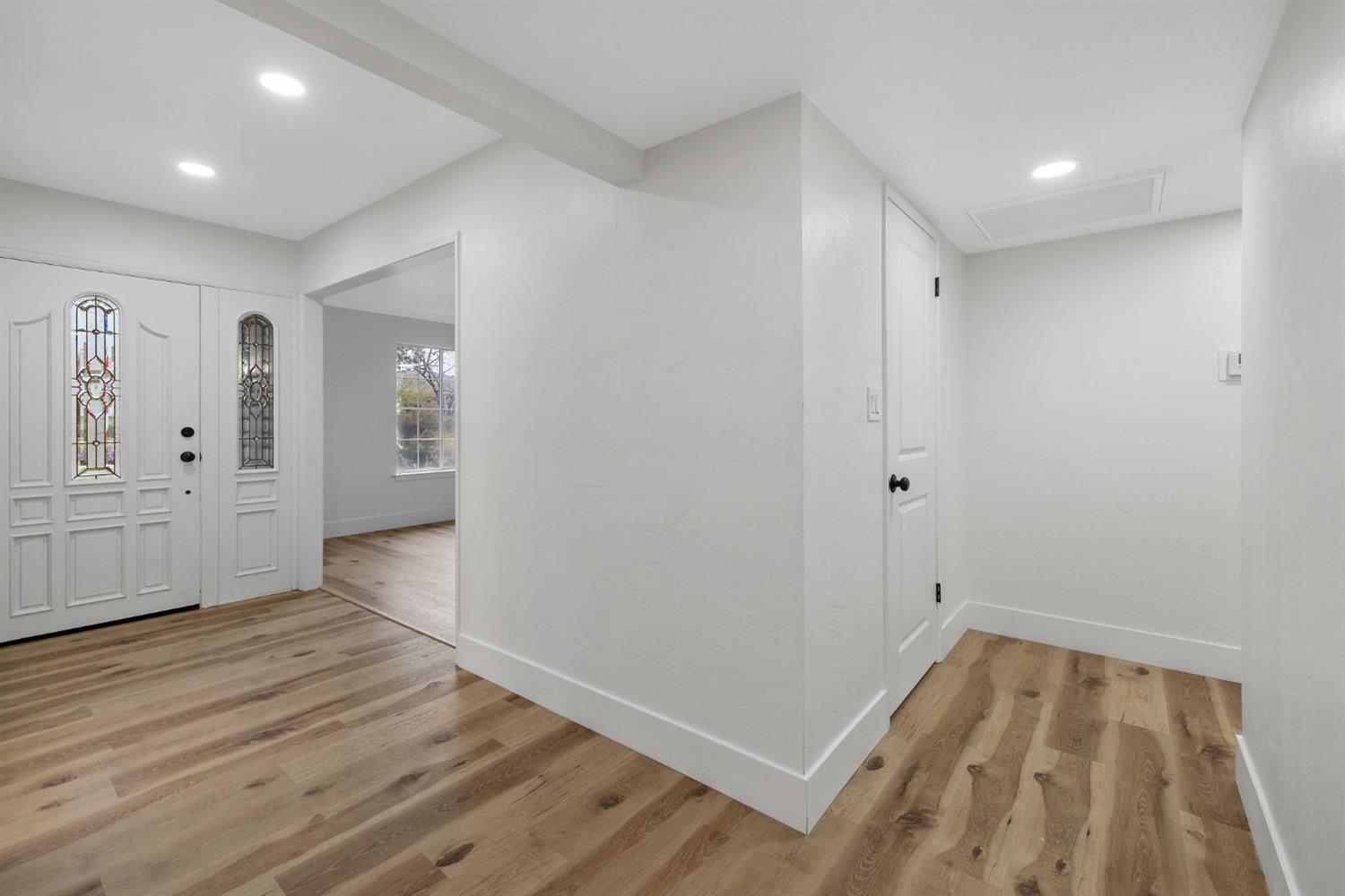 1359 W Millbrae Ave, Fresno, CA 93711