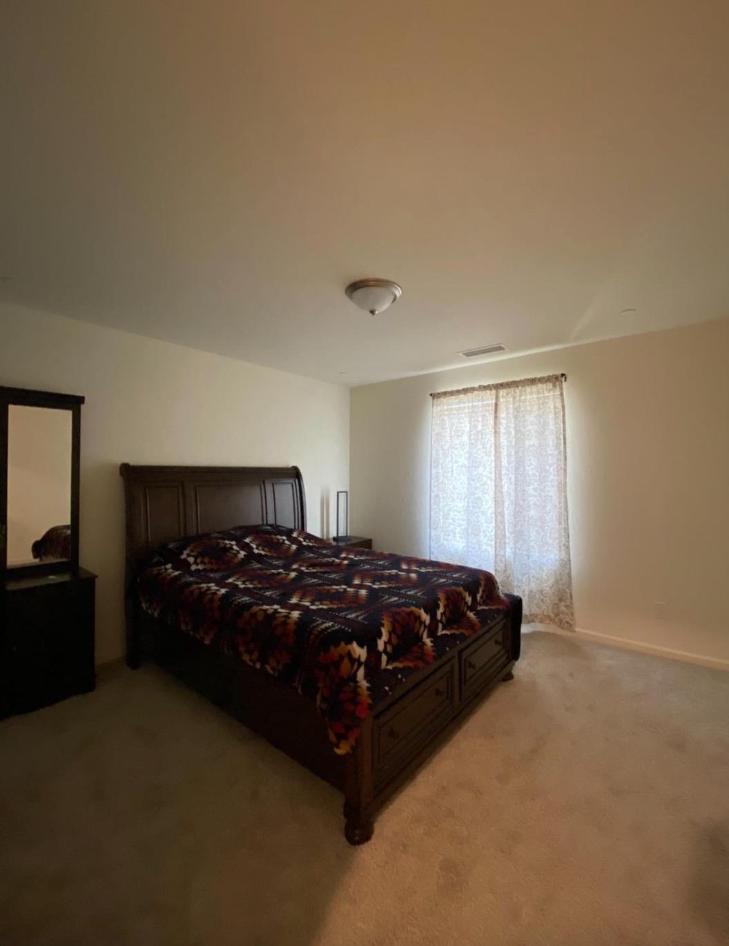 6585 E Huffman Ave, Fresno, CA 93727