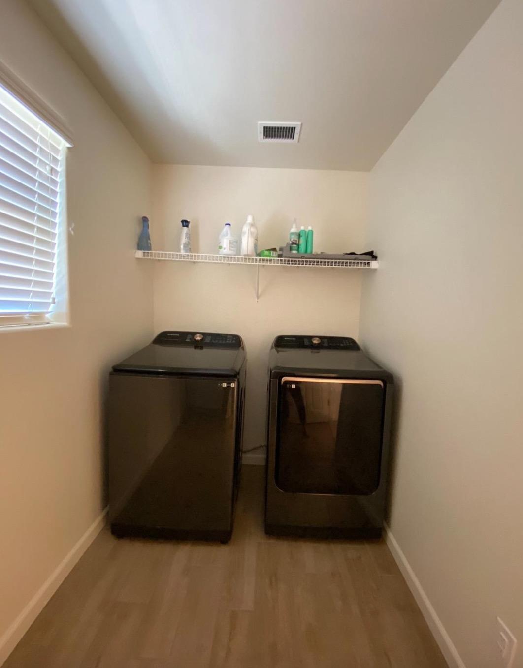 6585 E Huffman Ave, Fresno, CA 93727