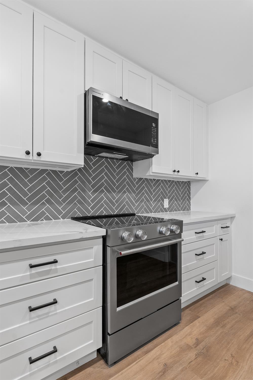 5657 N Colonial Ave, Fresno, CA 93704