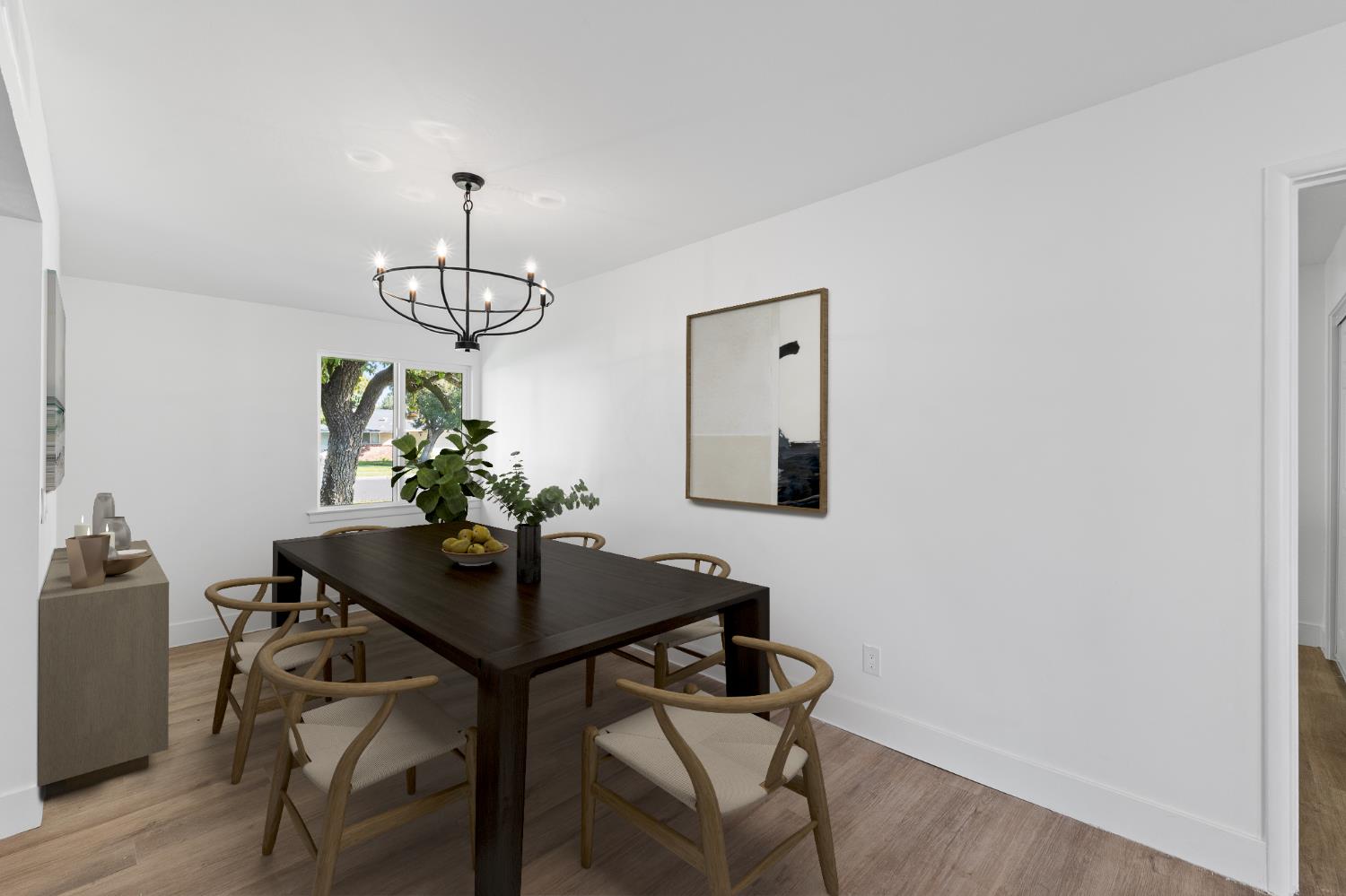 5657 N Colonial Ave, Fresno, CA 93704