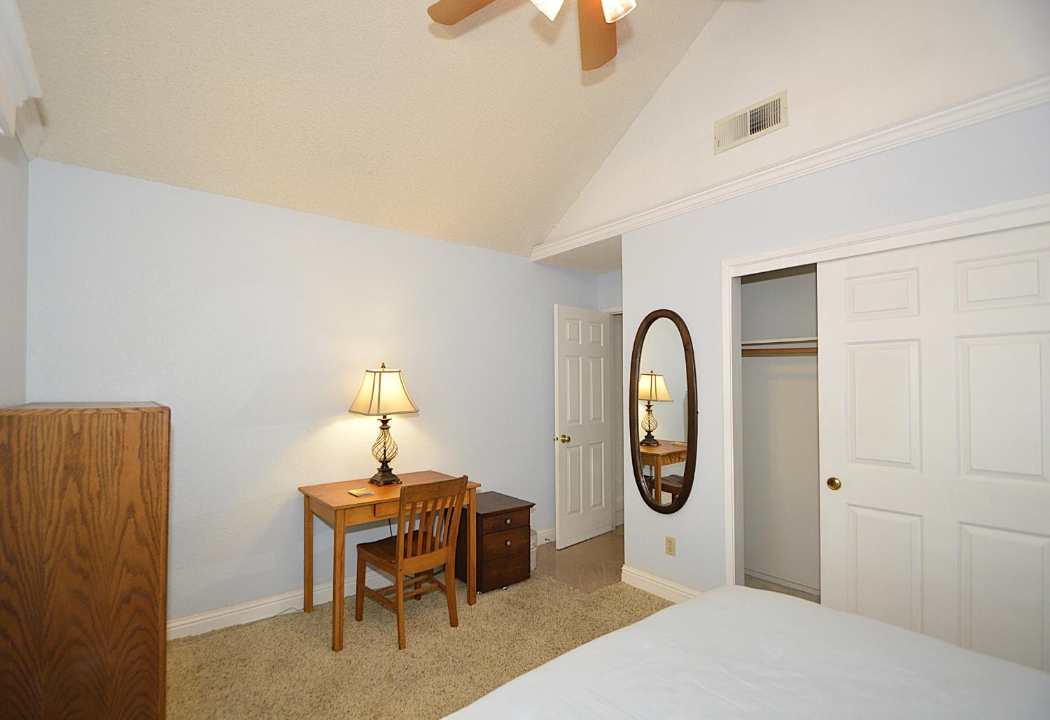 2037 E Decatur Ave, Fresno, CA 93720