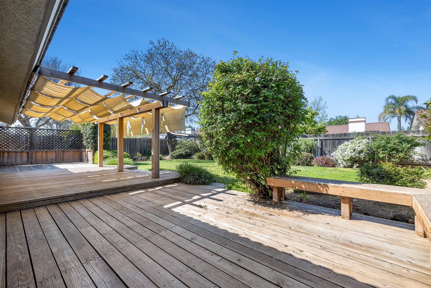 6363 N Gilroy Ave, Fresno, CA 93722