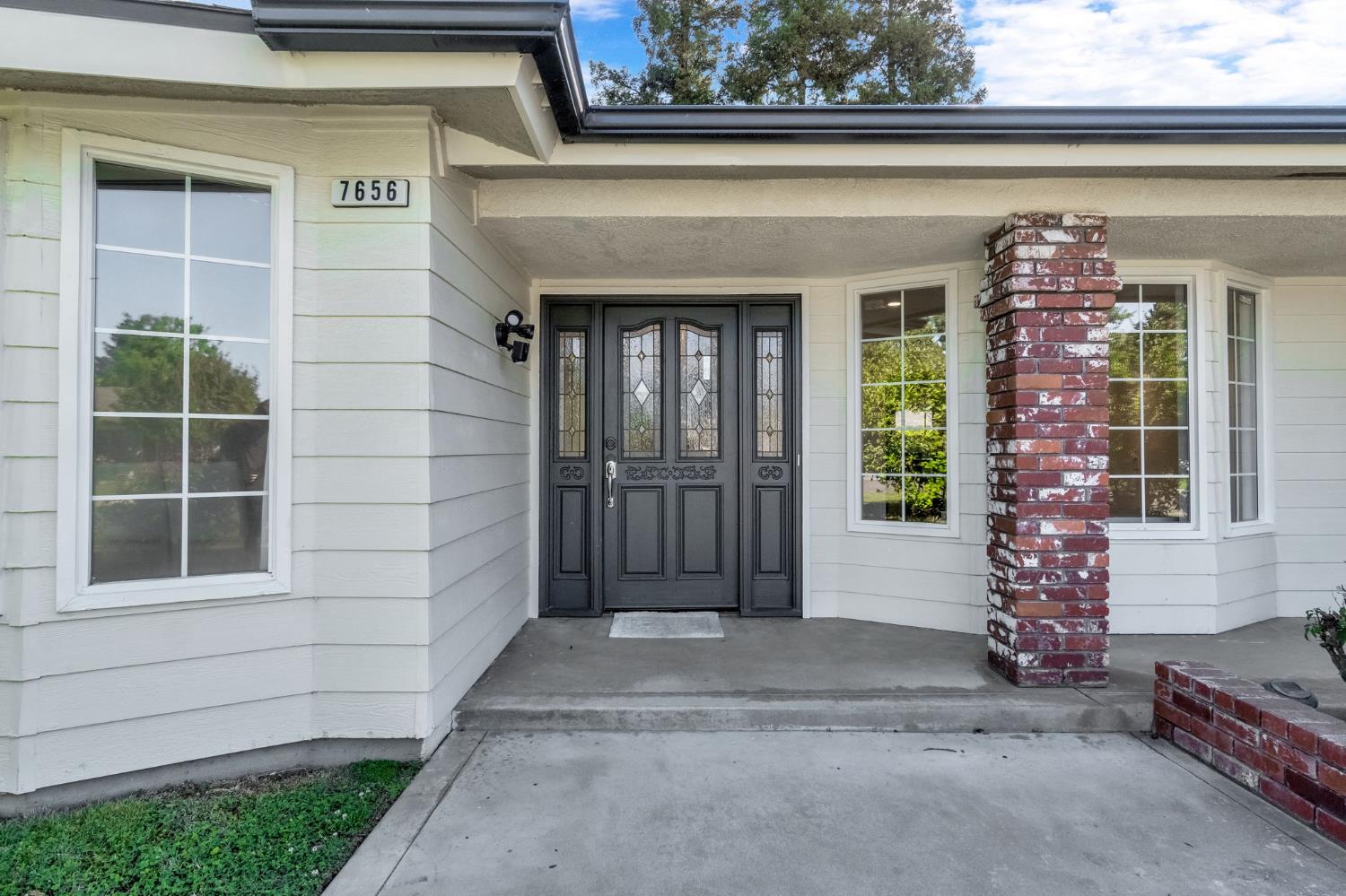 7656 N Hayston Ave, Fresno, CA 93720