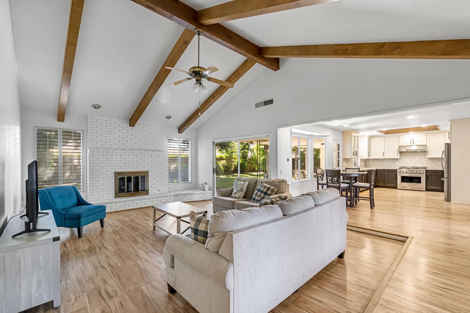 7656 N Hayston Ave, Fresno, CA 93720