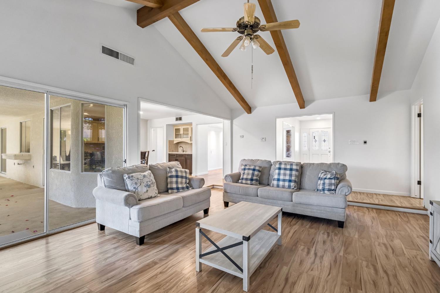 7656 N Hayston Ave, Fresno, CA 93720