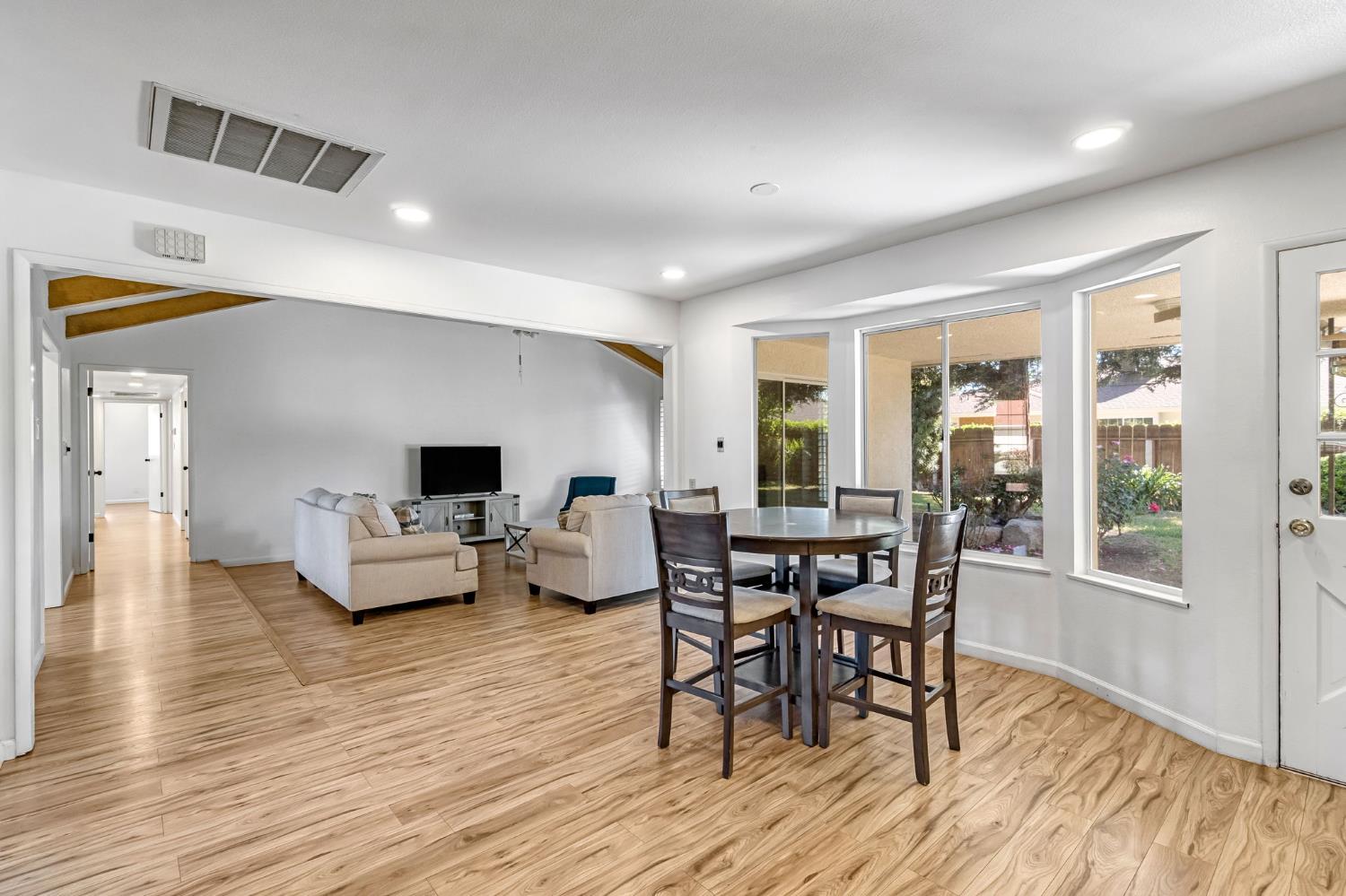 7656 N Hayston Ave, Fresno, CA 93720