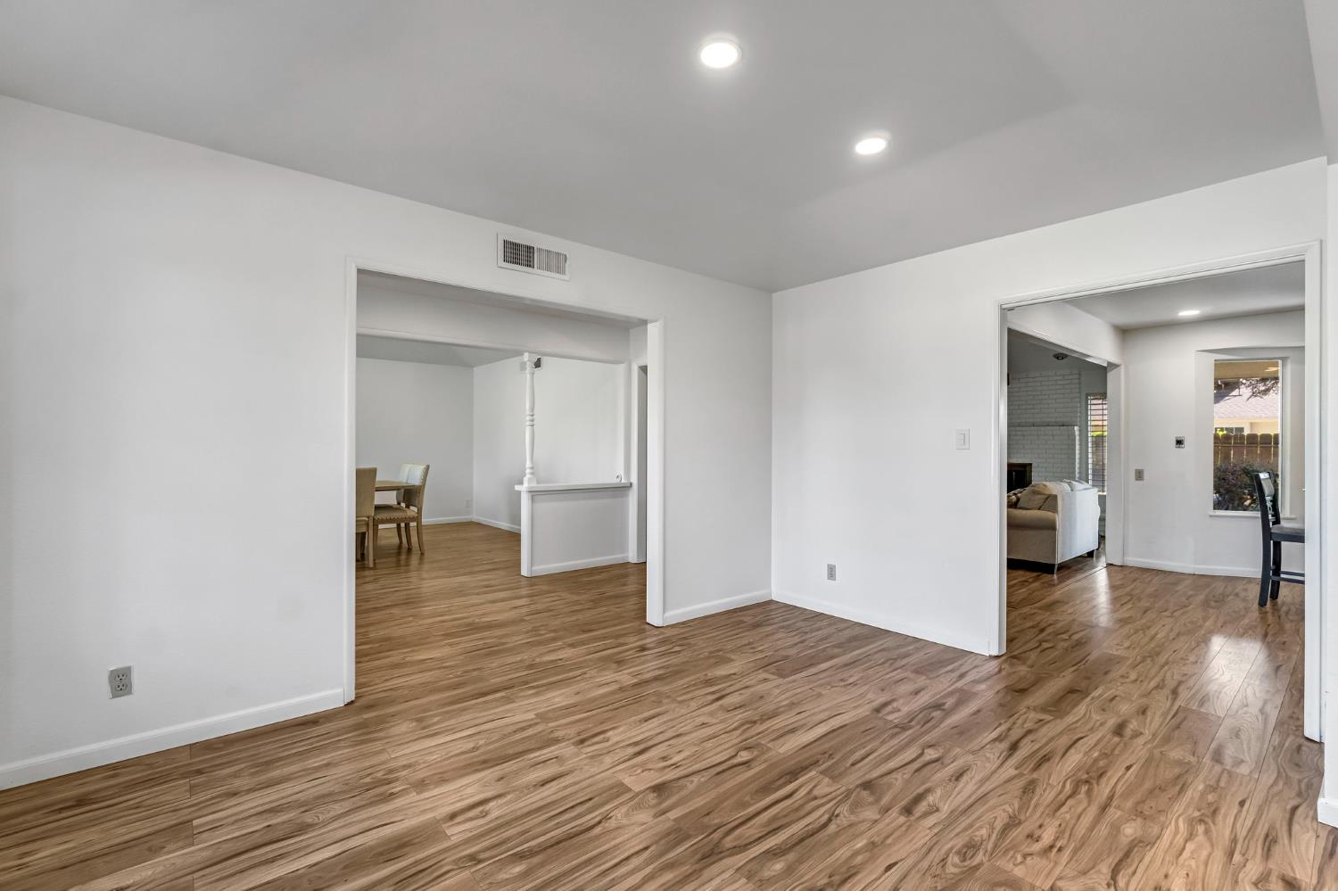 7656 N Hayston Ave, Fresno, CA 93720