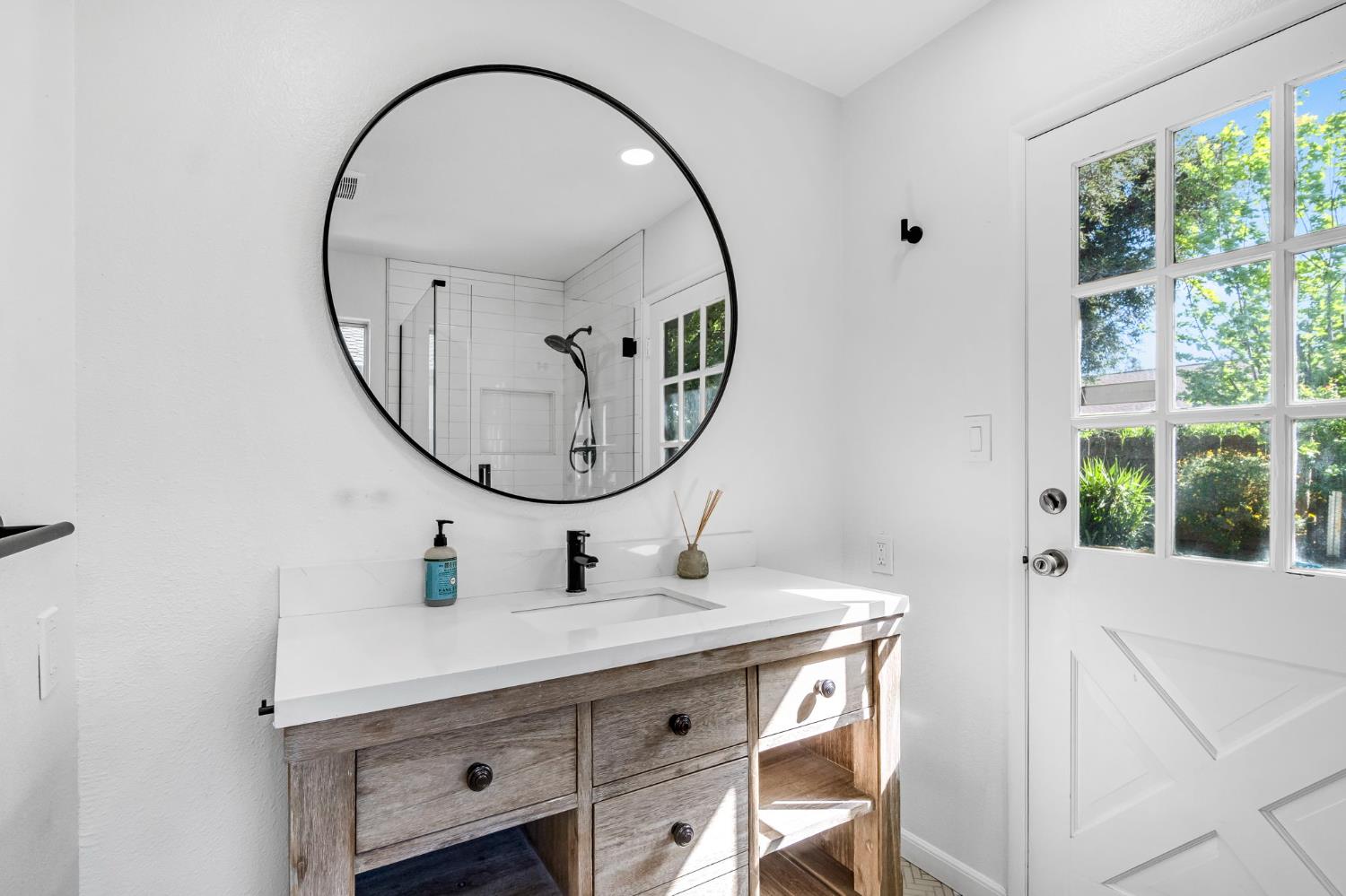 7656 N Hayston Ave, Fresno, CA 93720