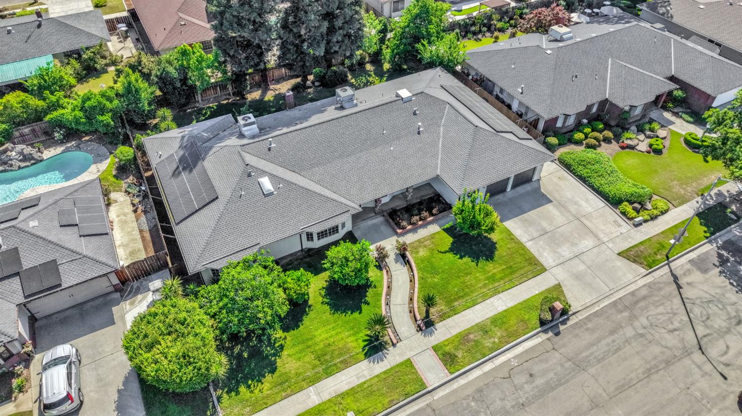 7656 N Hayston Ave, Fresno, CA 93720