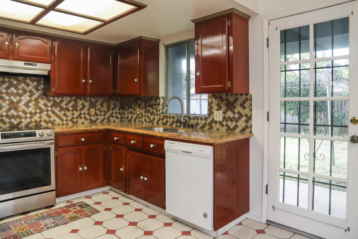 4349 W Princeton Ave, Fresno, CA 93722