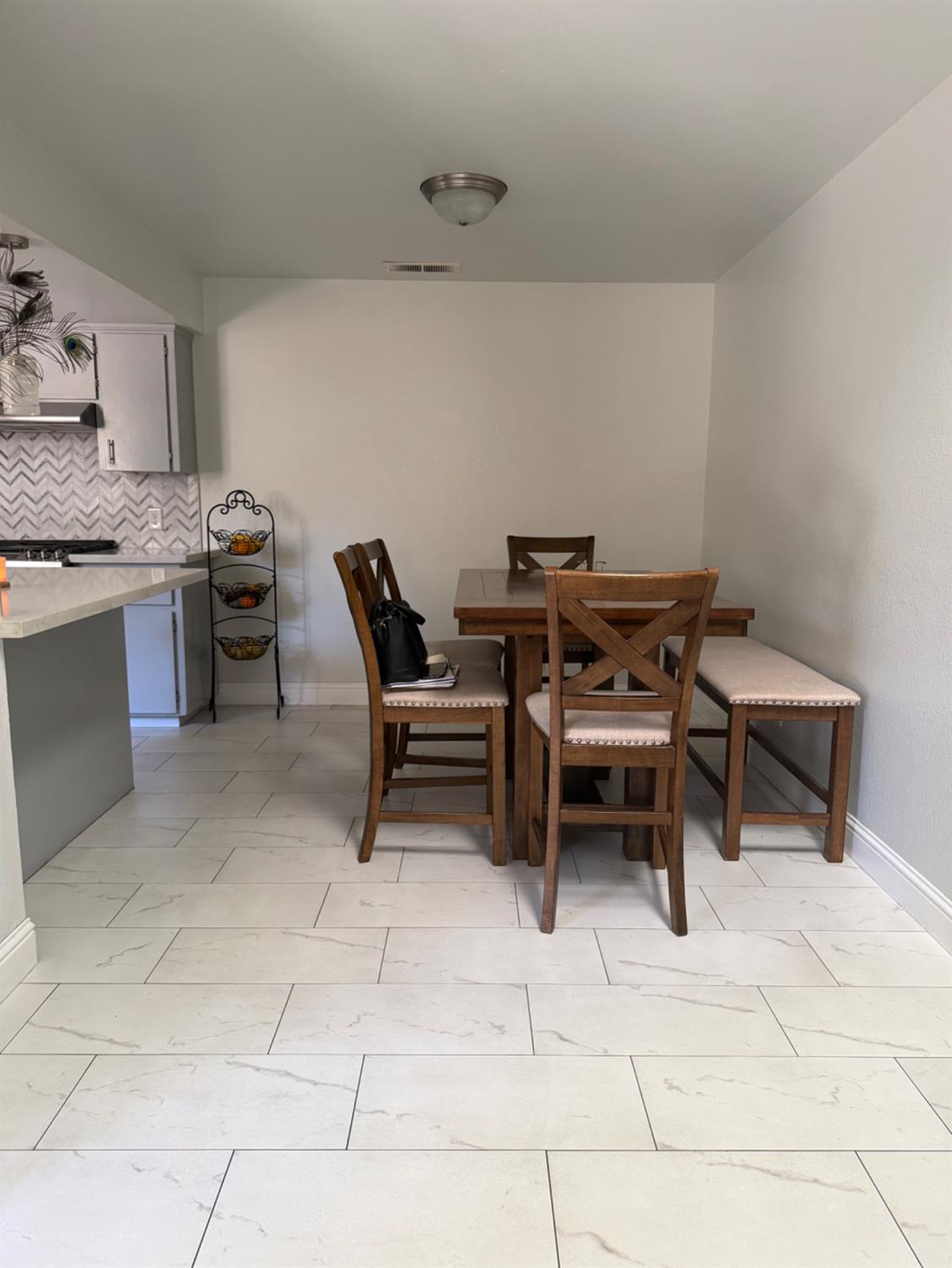 2778 N Selland Ave, Fresno, CA 93722