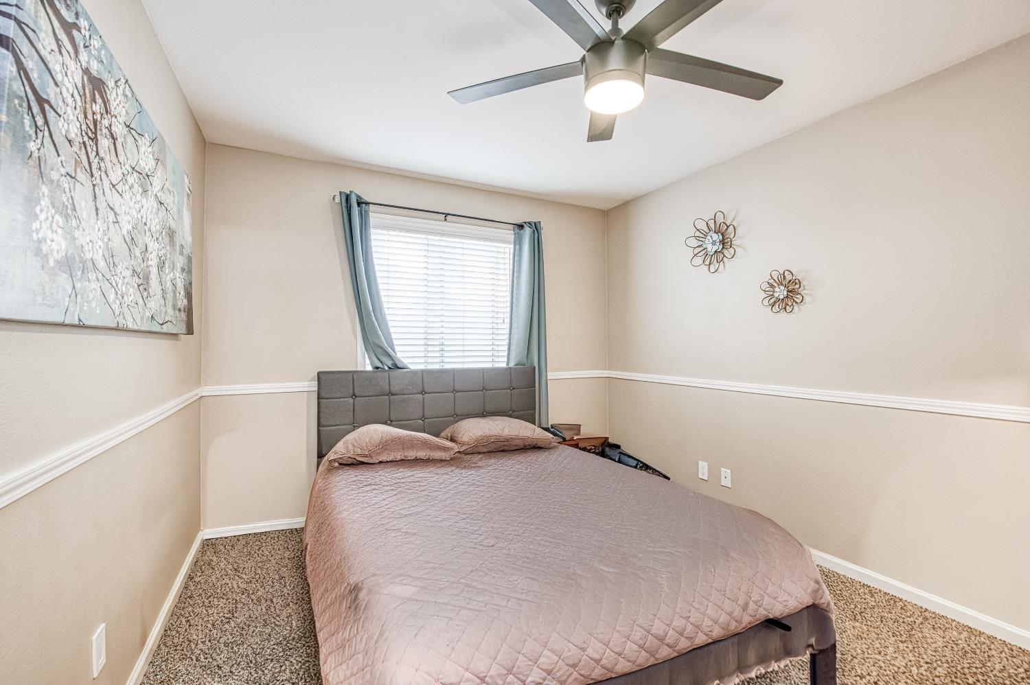 10373 N Baird Ave, Fresno, CA 93730