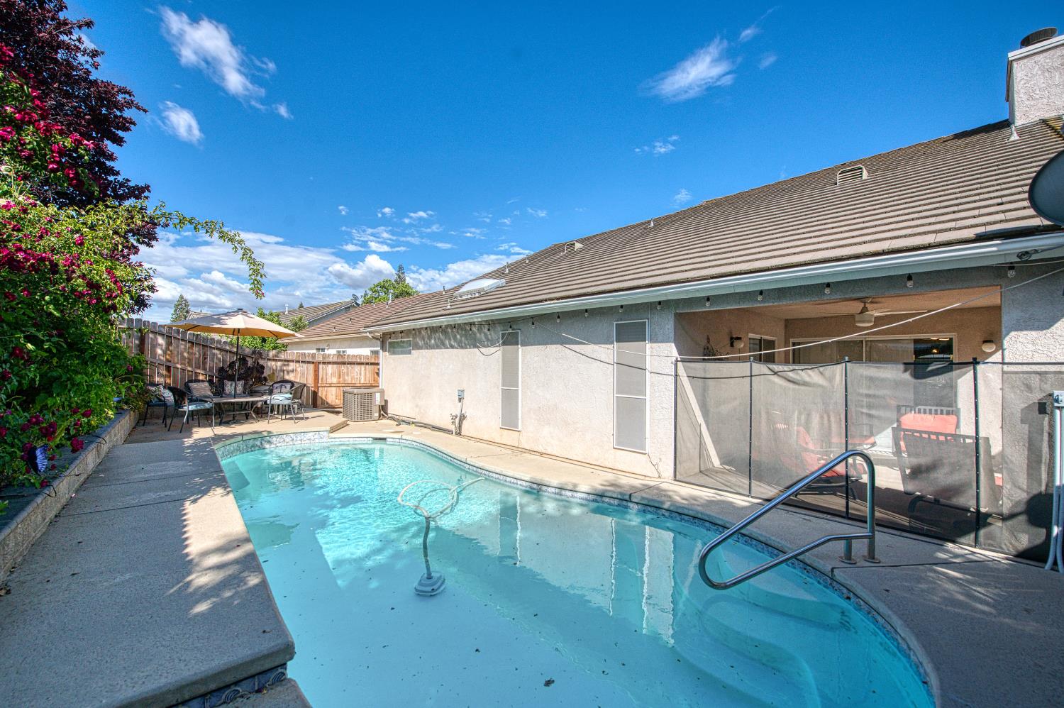 10373 N Baird Ave, Fresno, CA 93730