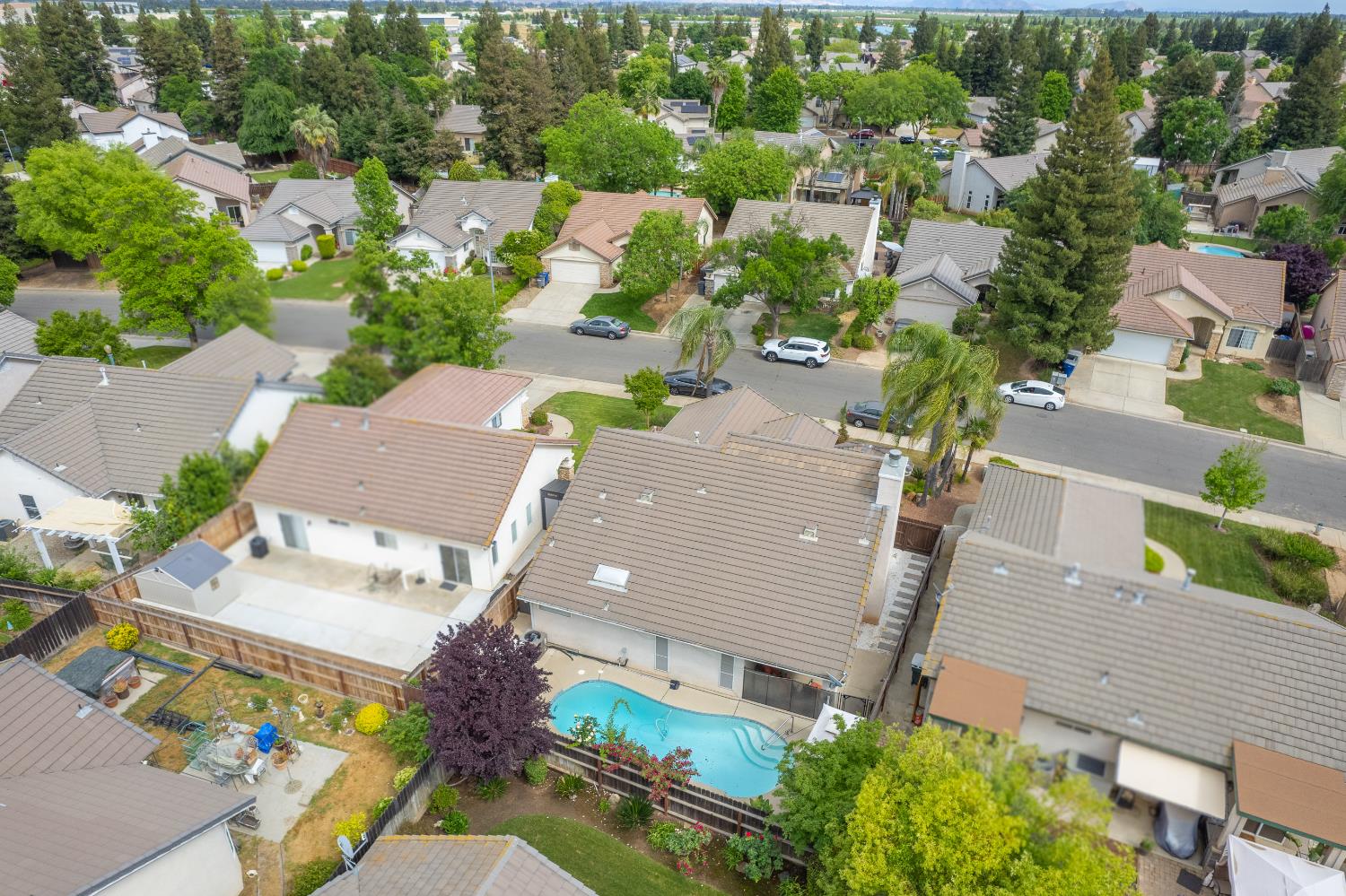 10373 N Baird Ave, Fresno, CA 93730