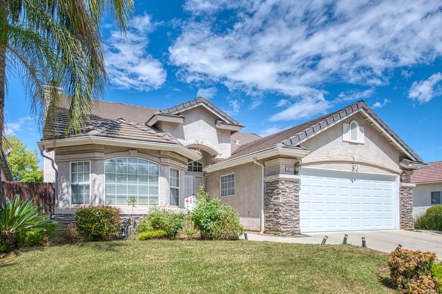 10373 N Baird Ave, Fresno, CA 93730