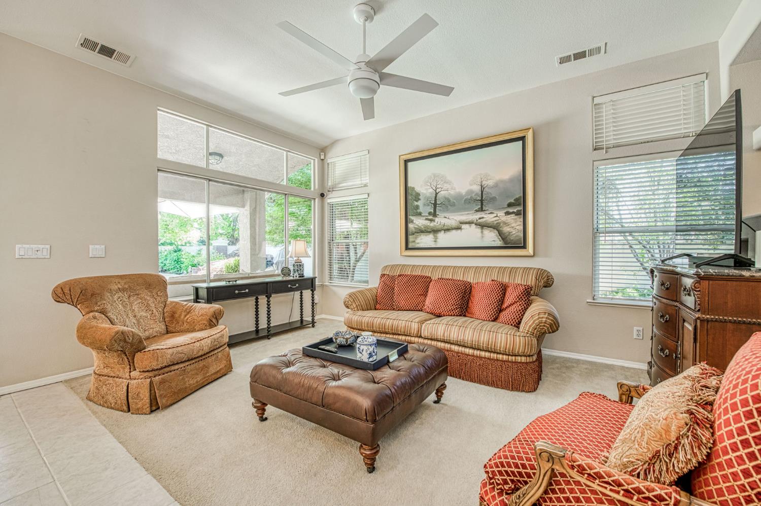 10621 N Pierpont Cir, Fresno, CA 93730