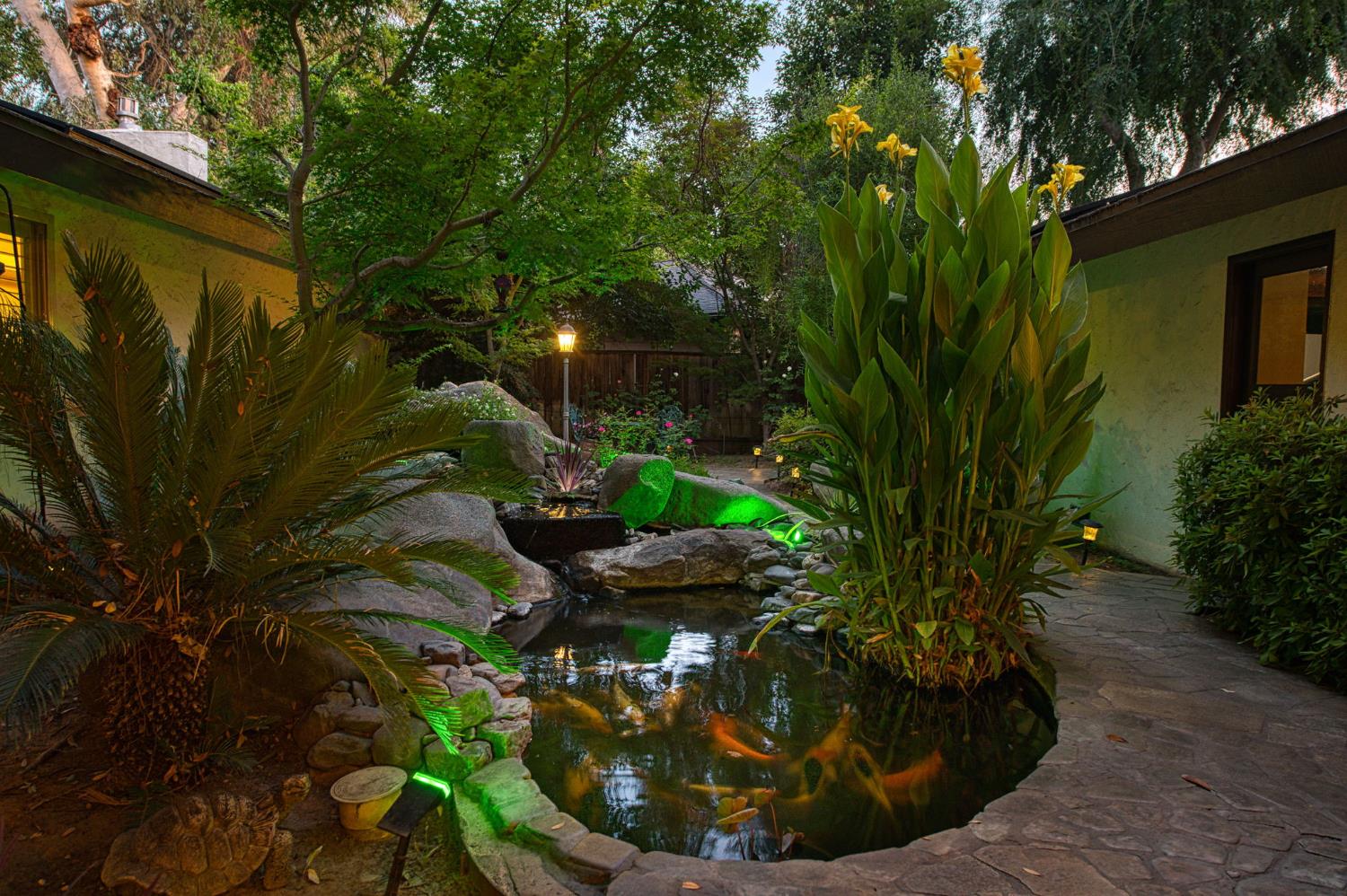 5453 N Brooks Ave, Fresno, CA 93711