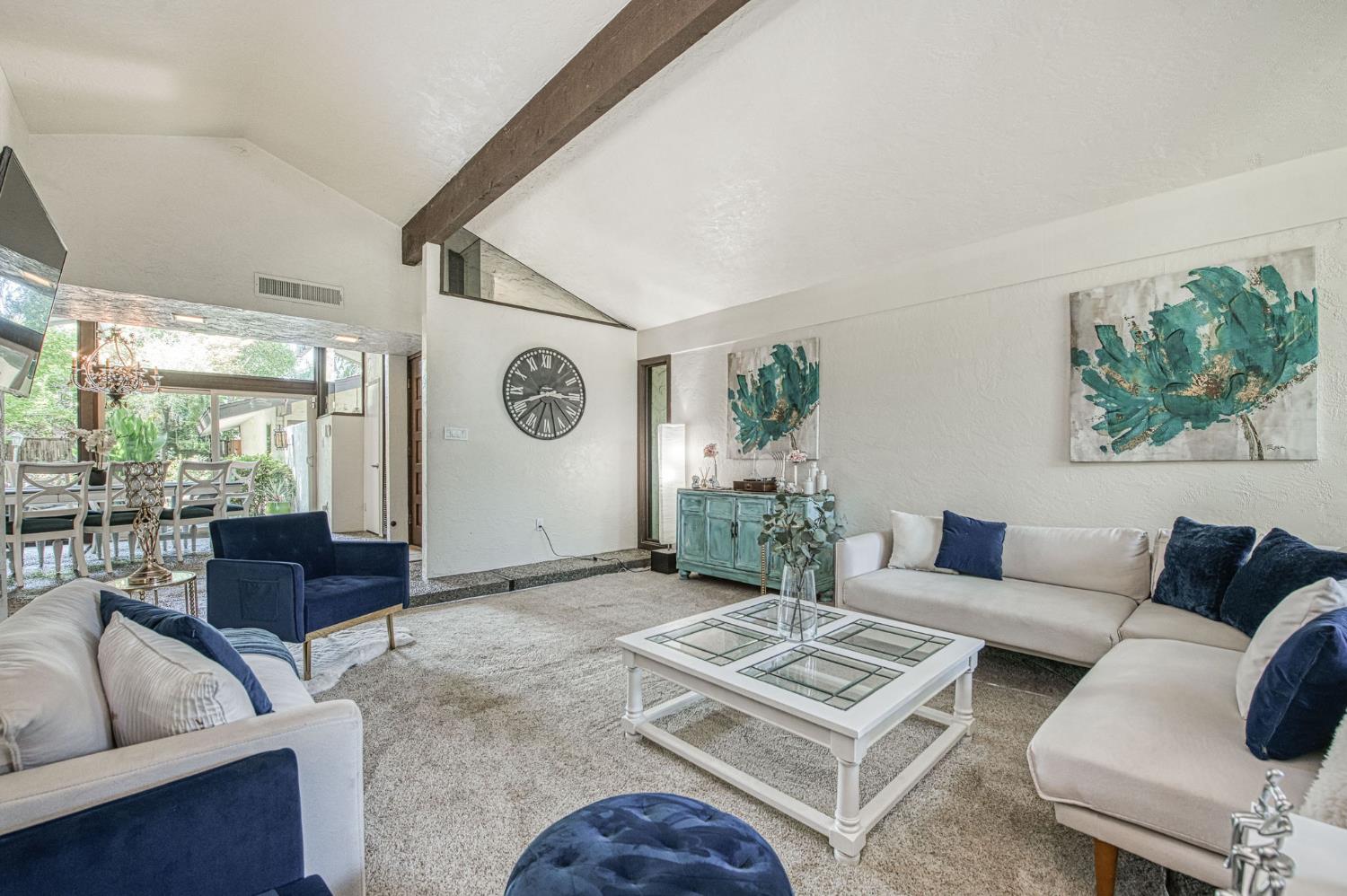 5453 N Brooks Ave, Fresno, CA 93711