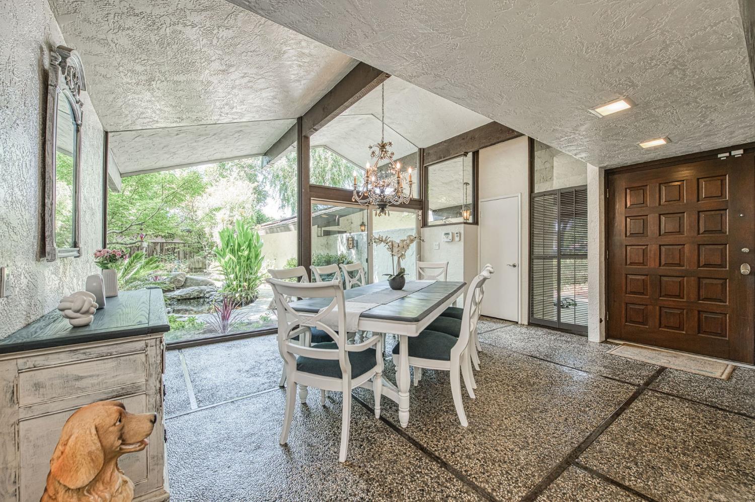 5453 N Brooks Ave, Fresno, CA 93711