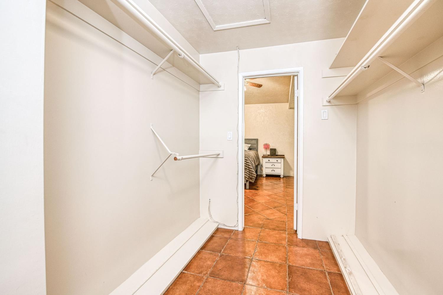 5453 N Brooks Ave, Fresno, CA 93711