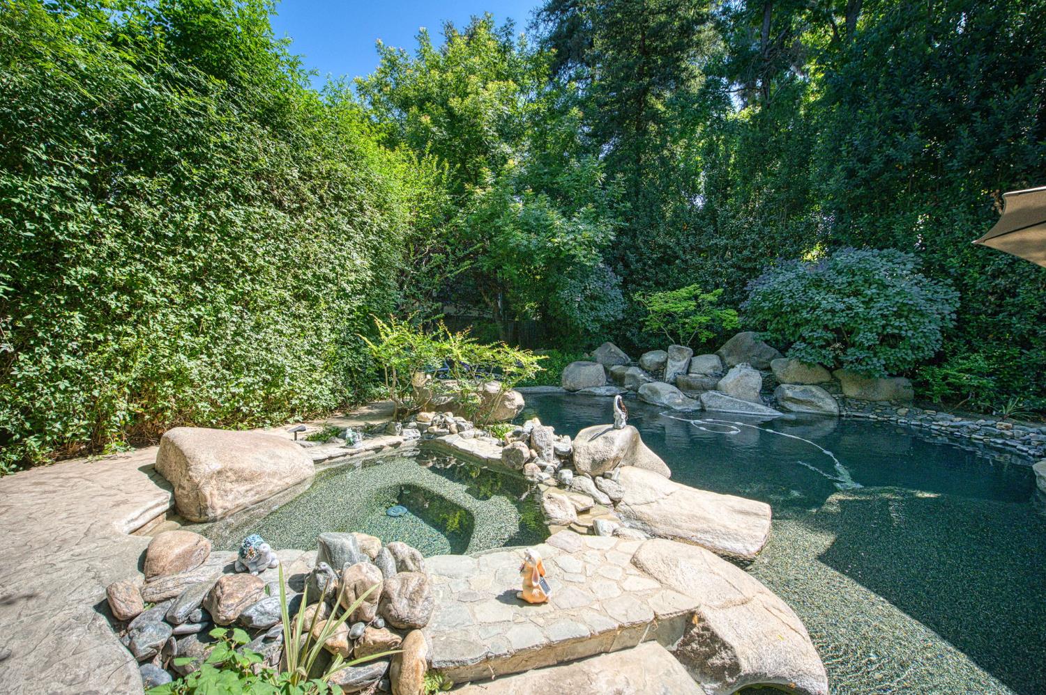5453 N Brooks Ave, Fresno, CA 93711
