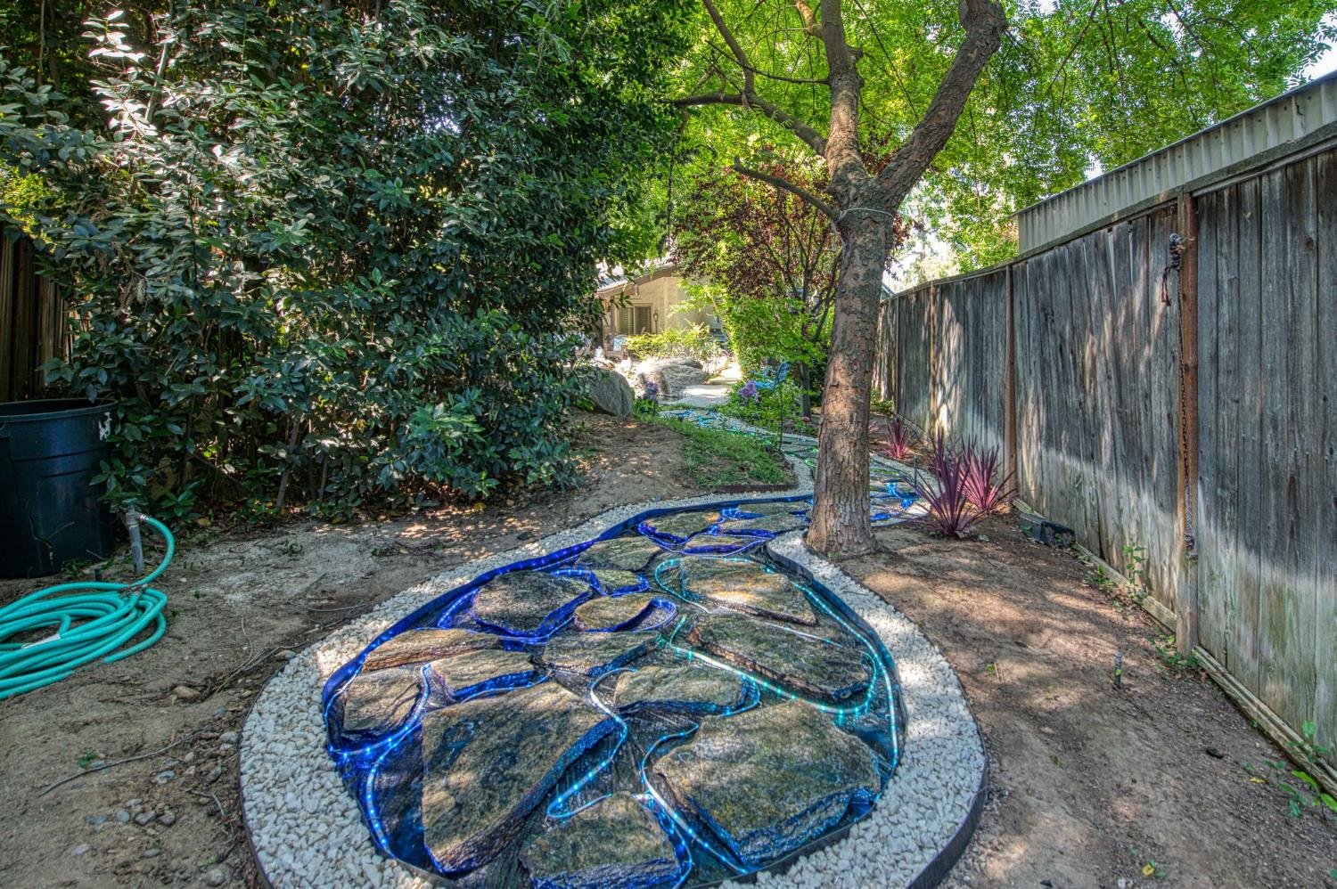 5453 N Brooks Ave, Fresno, CA 93711