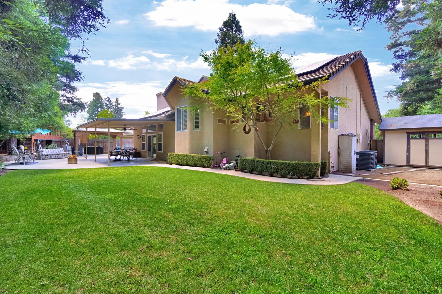 7208 N Antioch Ave, Fresno, CA 93722