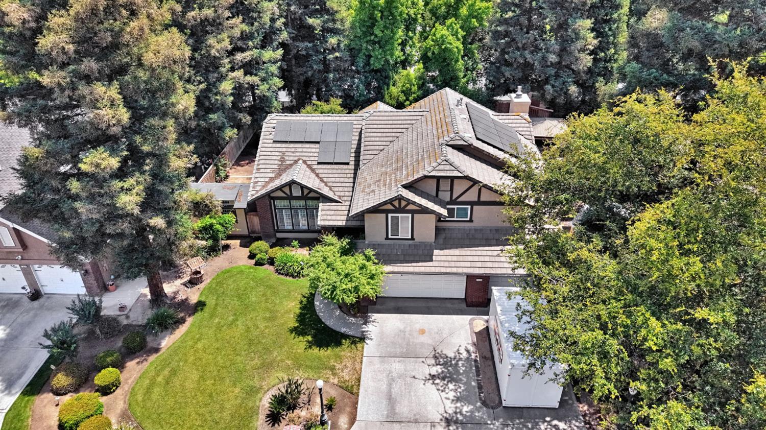 7208 N Antioch Ave, Fresno, CA 93722