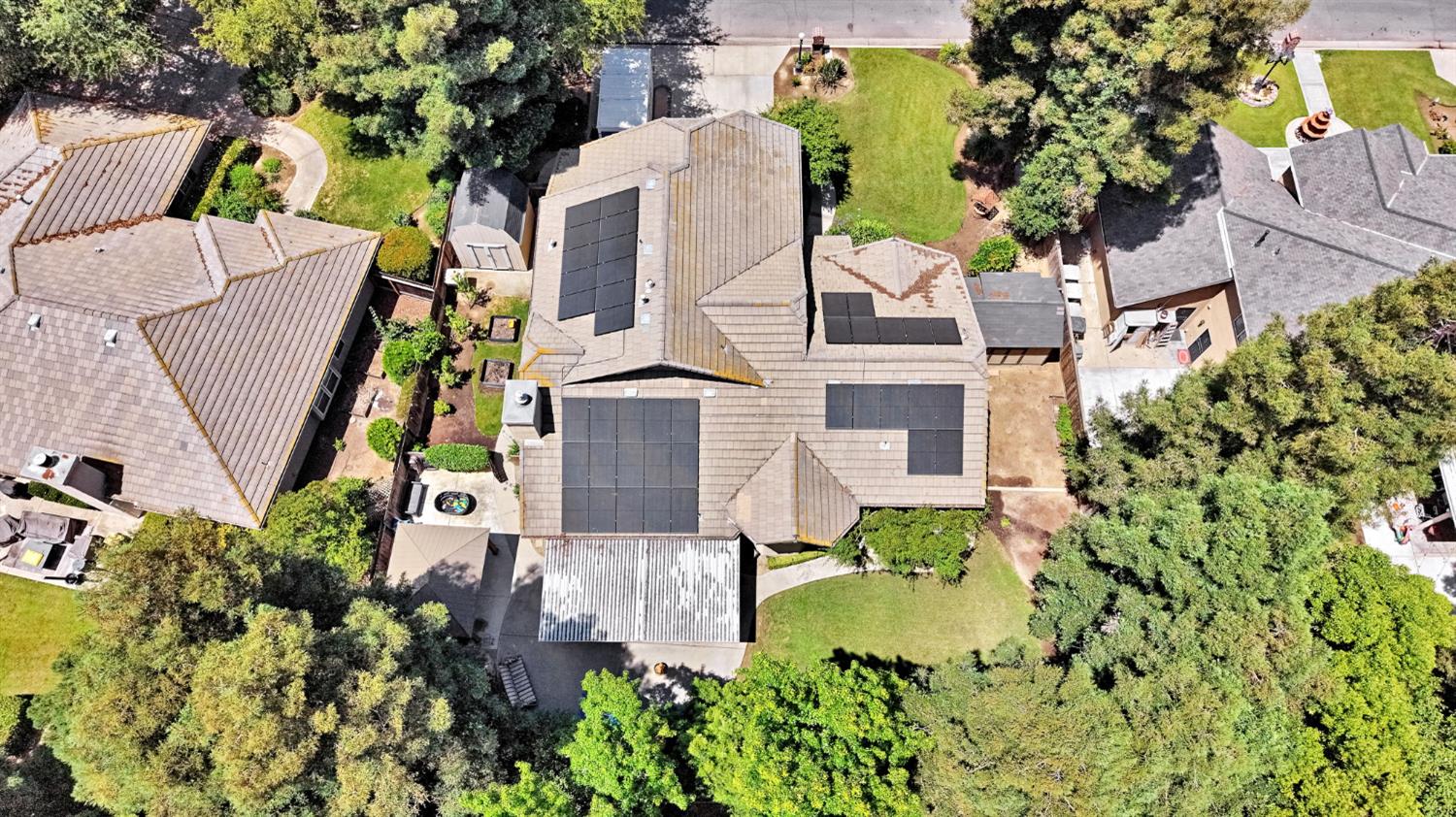 7208 N Antioch Ave, Fresno, CA 93722