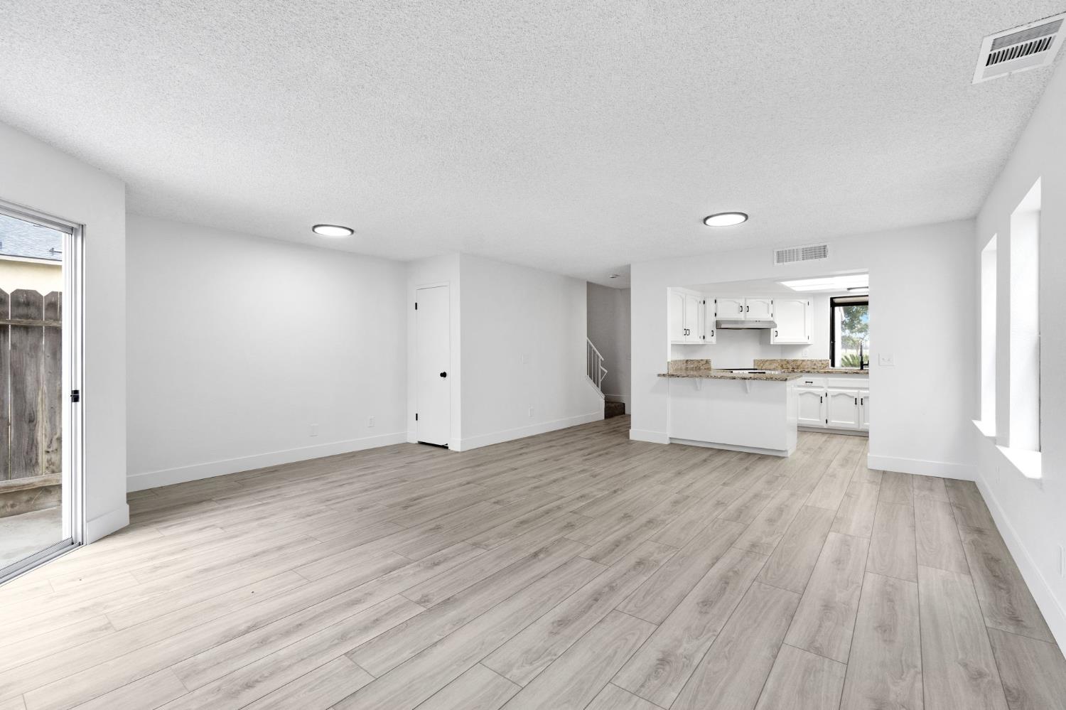 3622 W Terrace Ave, Fresno, CA 93722