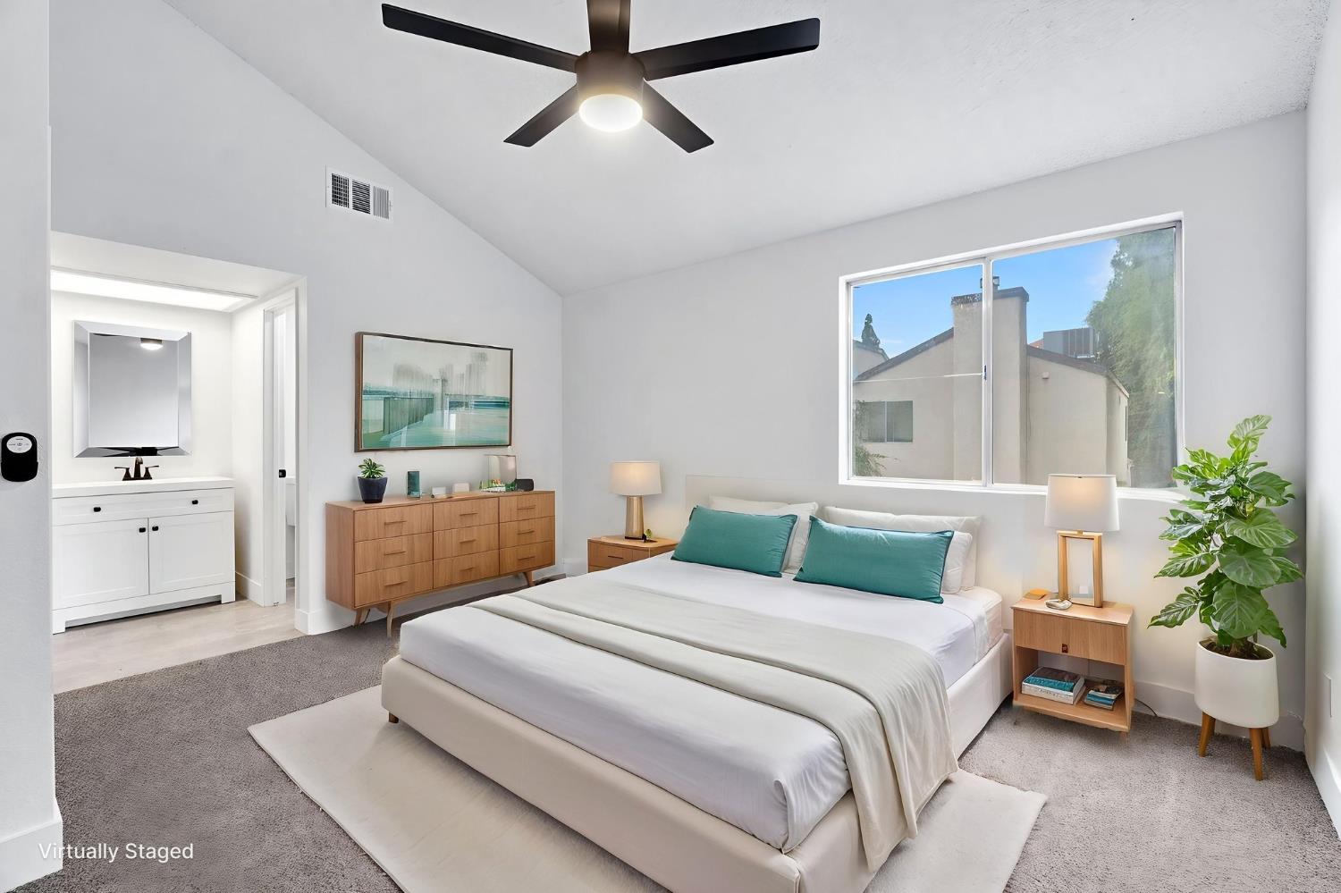 3622 W Terrace Ave, Fresno, CA 93722