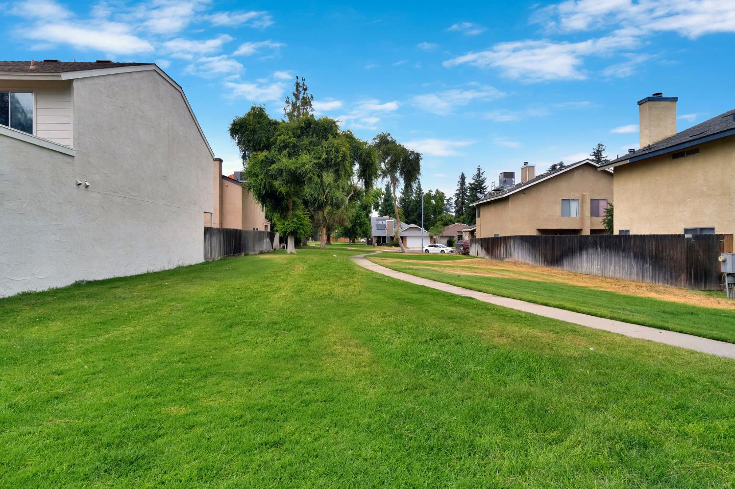 3622 W Terrace Ave, Fresno, CA 93722