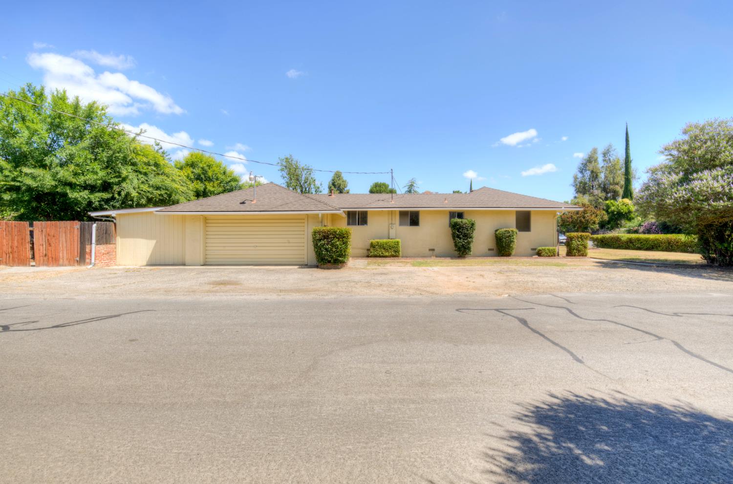 4709 N Palm Ave, Fresno, CA 93704