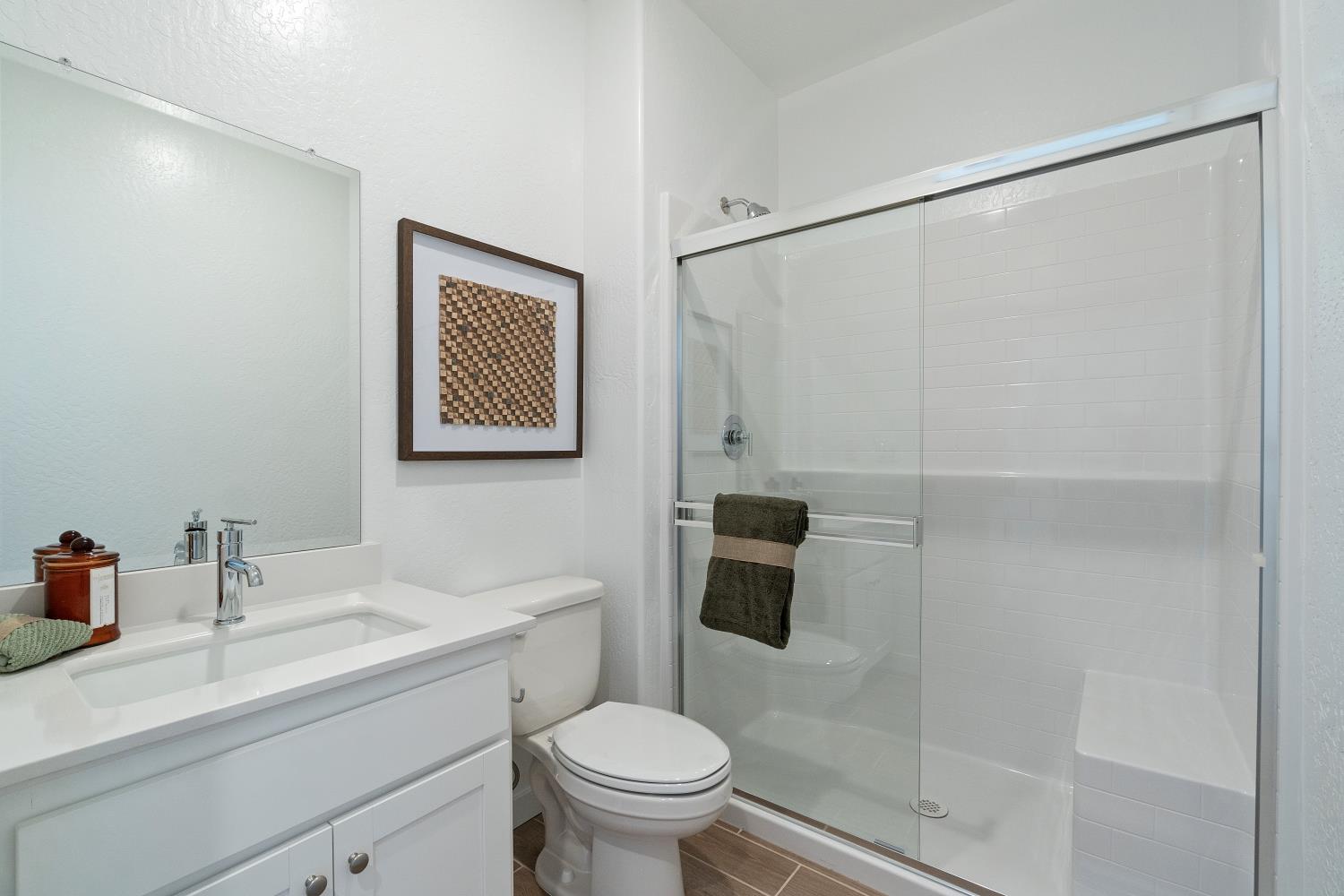 3423 N Mcarthur Ave, Fresno, CA 93727