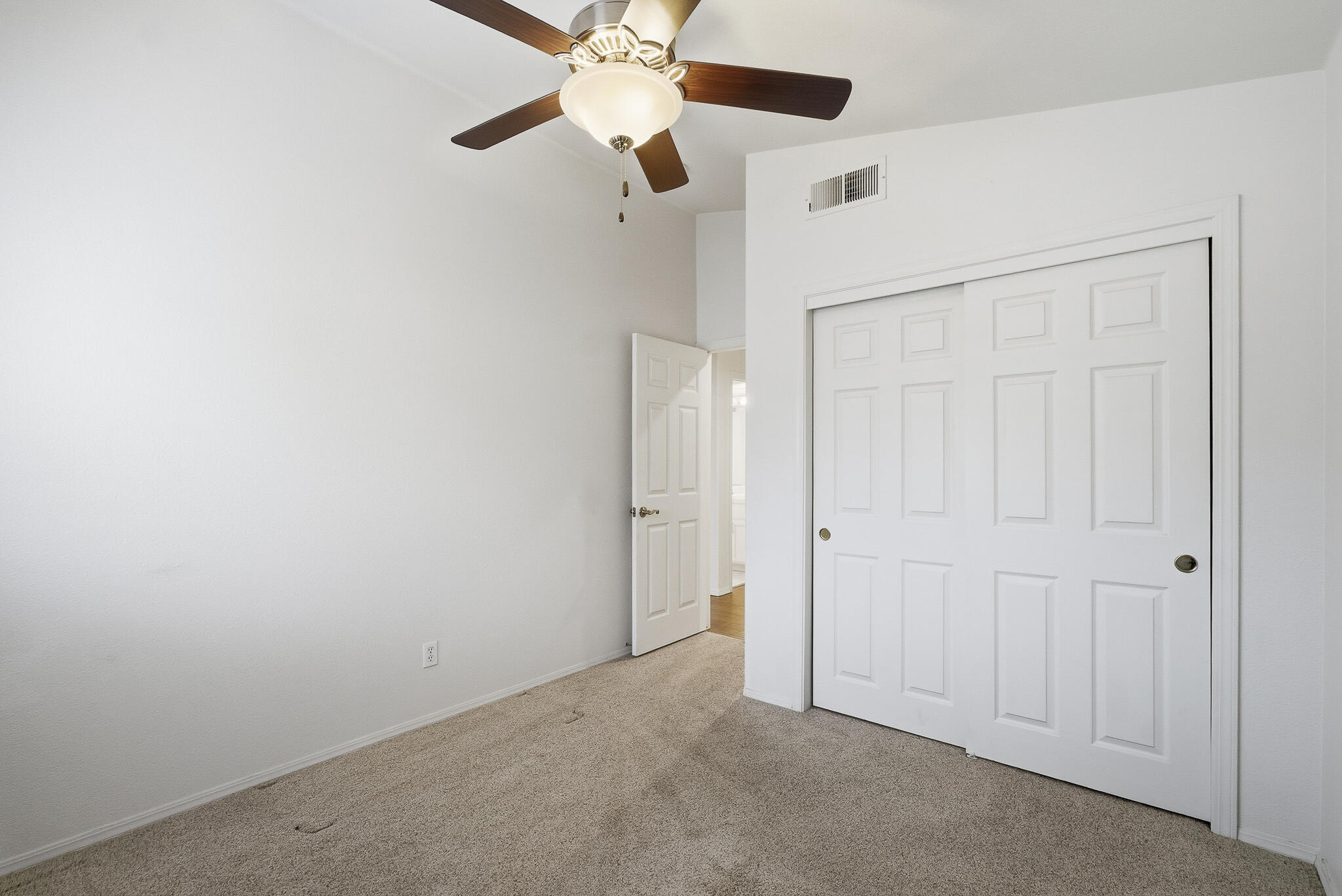 6706 N Chestnut Ave #118, Fresno, CA 93710