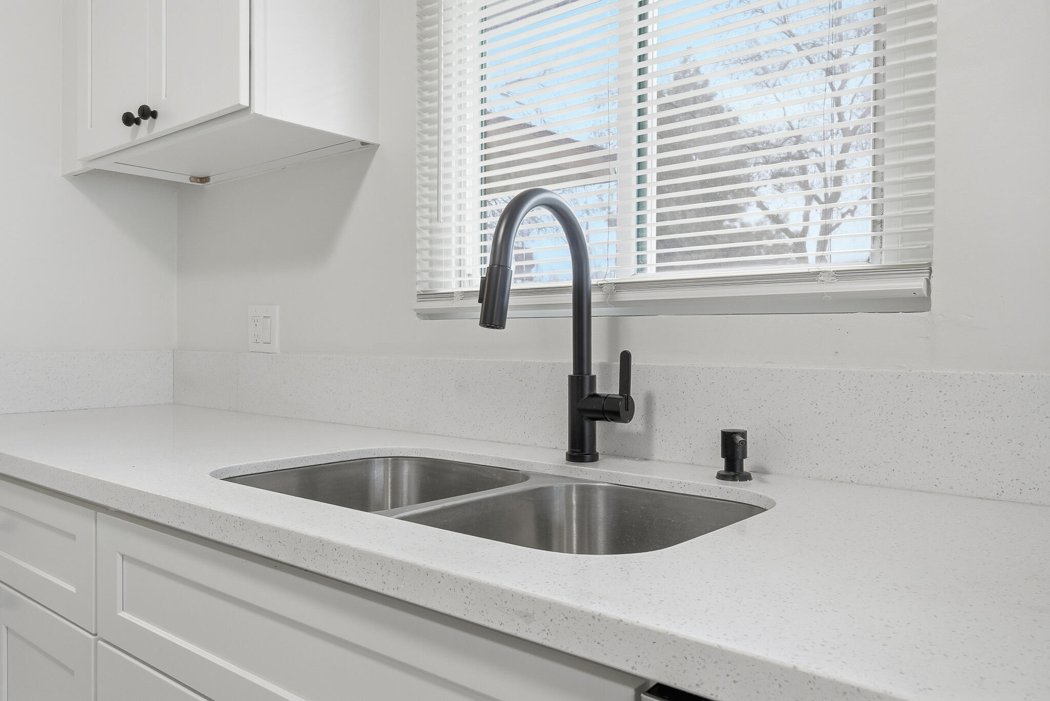 2746 N Cedar Ave, Fresno, CA 93703