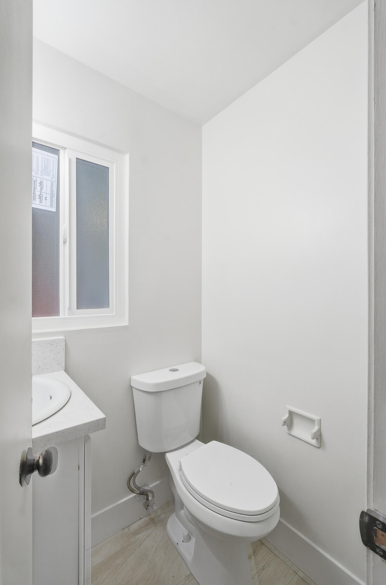 2746 N Cedar Ave, Fresno, CA 93703