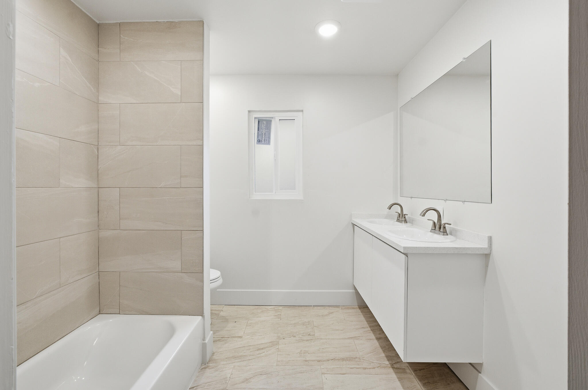 2746 N Cedar Ave, Fresno, CA 93703