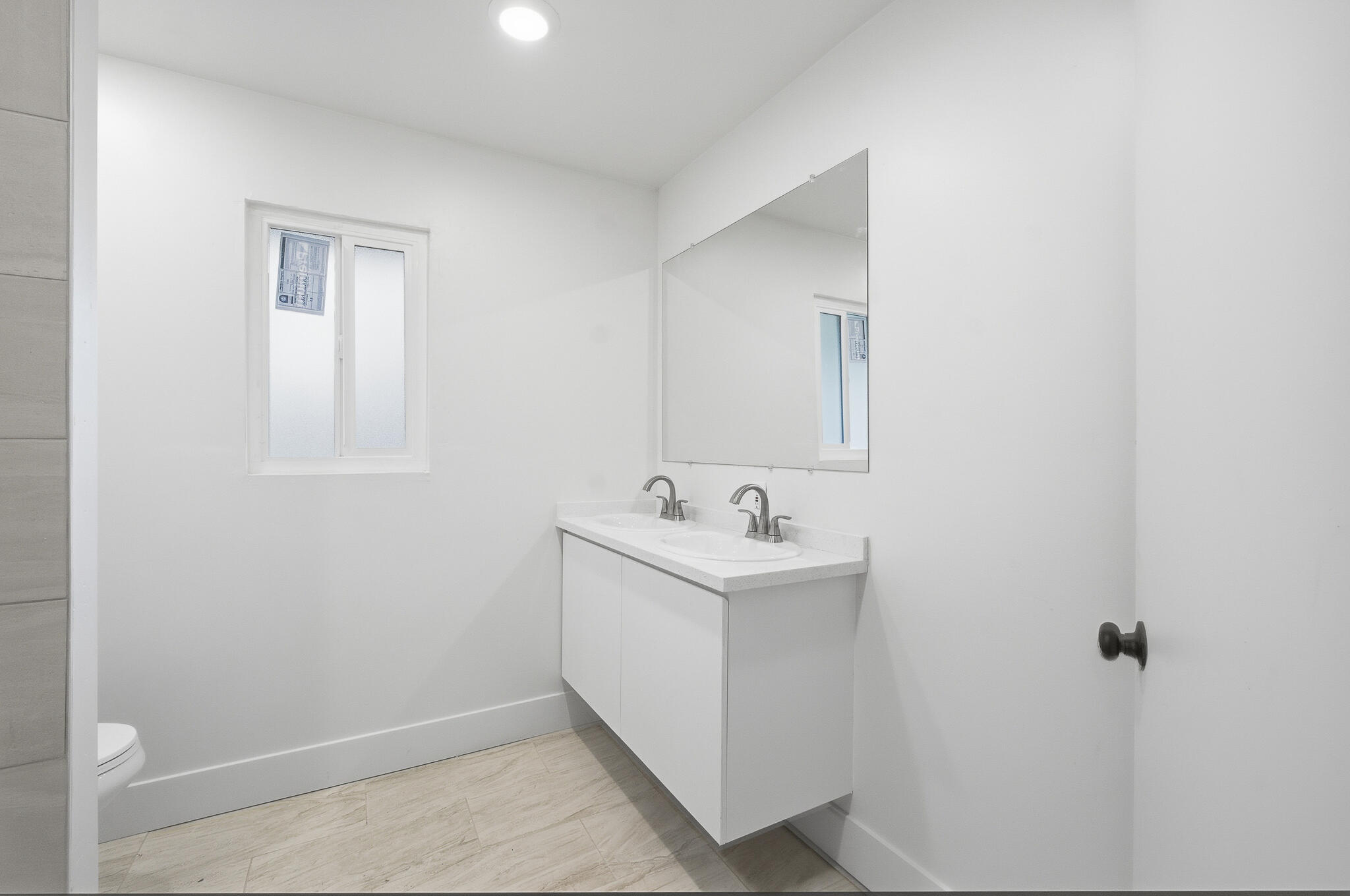 2746 N Cedar Ave, Fresno, CA 93703