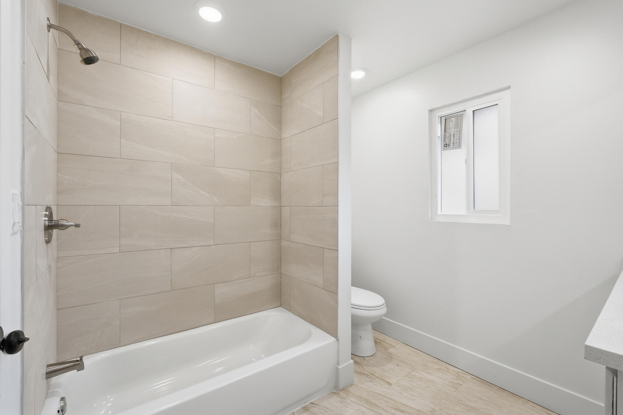 2746 N Cedar Ave, Fresno, CA 93703