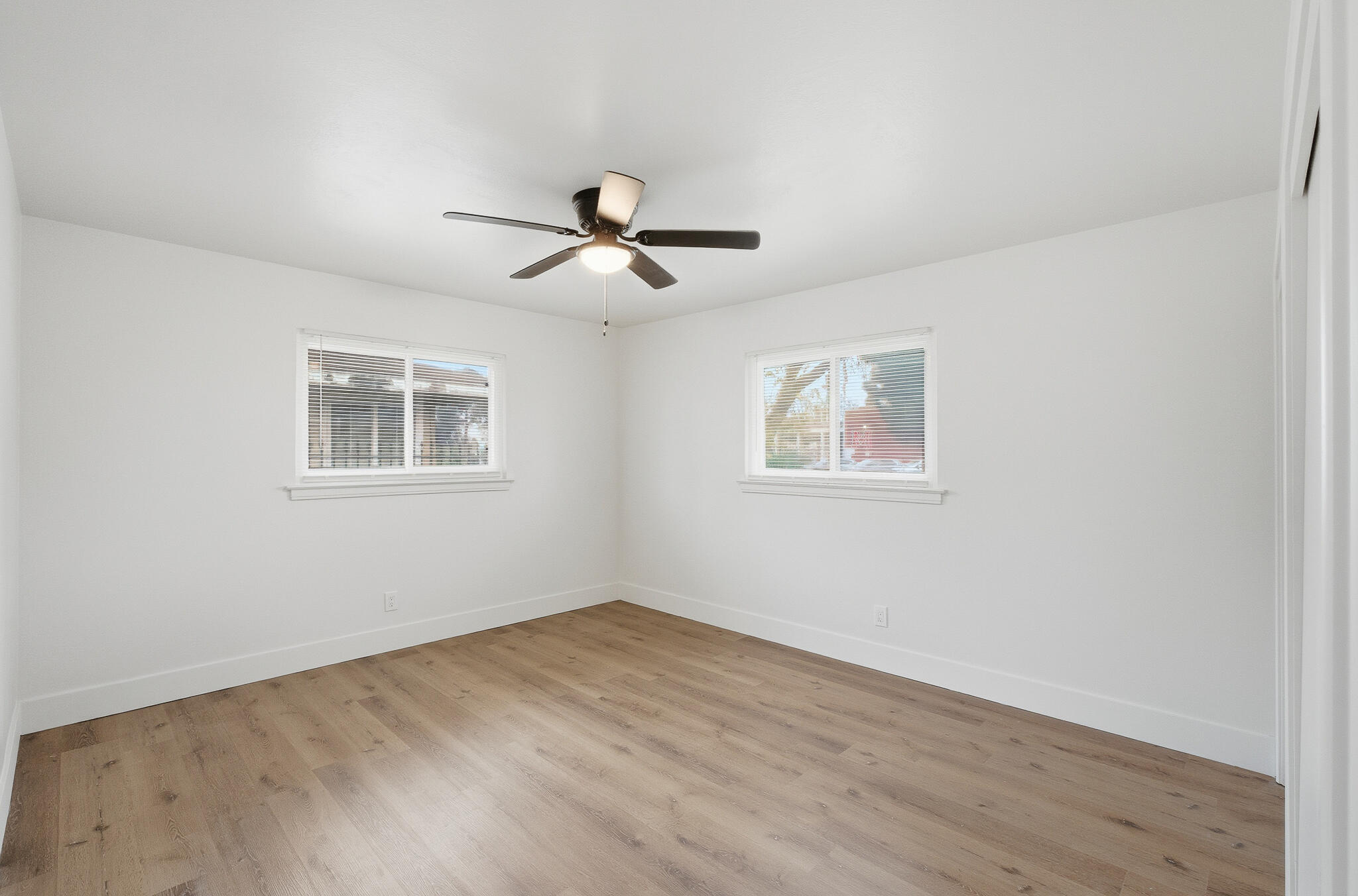 2746 N Cedar Ave, Fresno, CA 93703